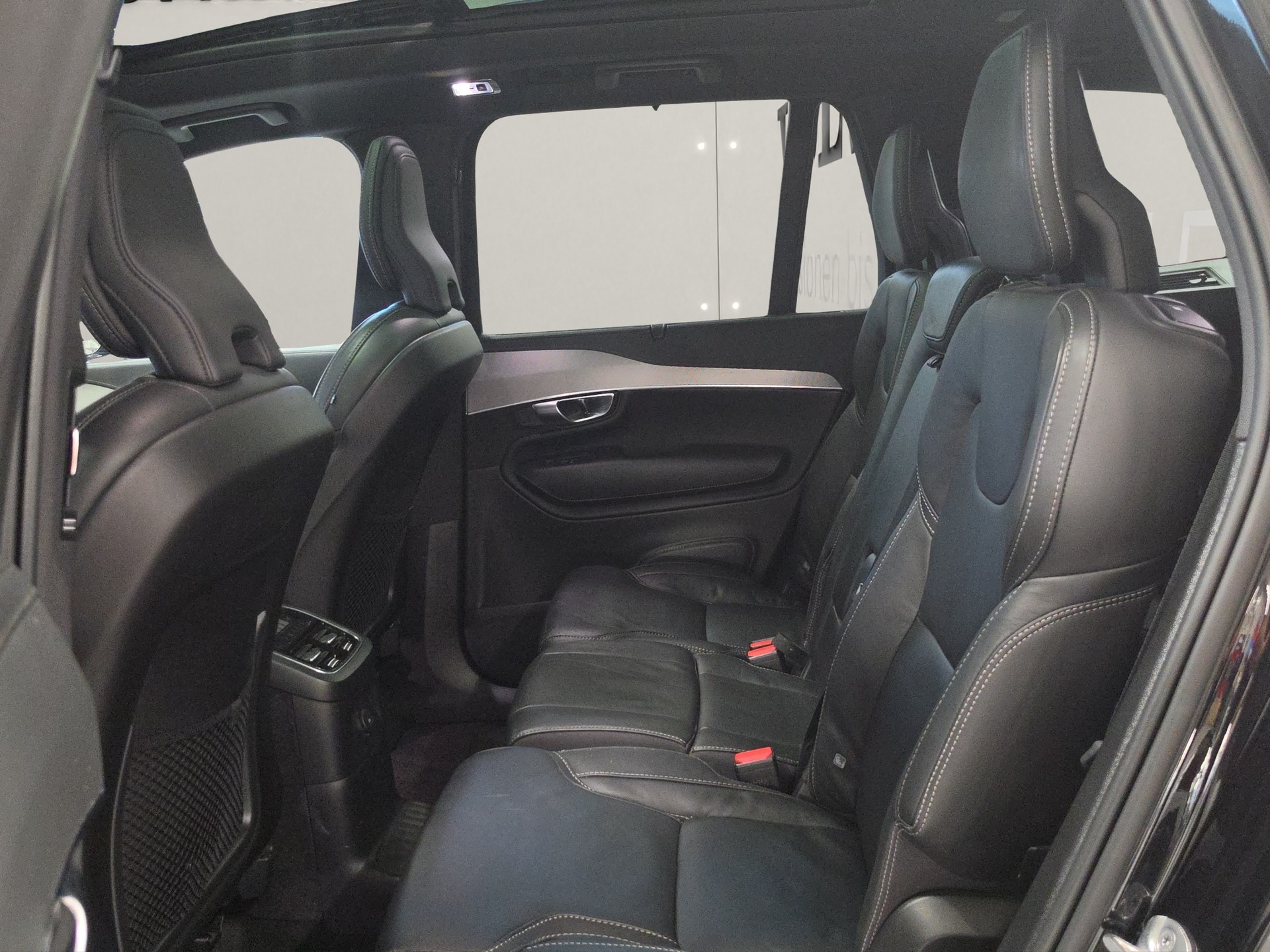 VOLVO XC90 2.0 T8 TE R-Design 7P. eAWD-image-16