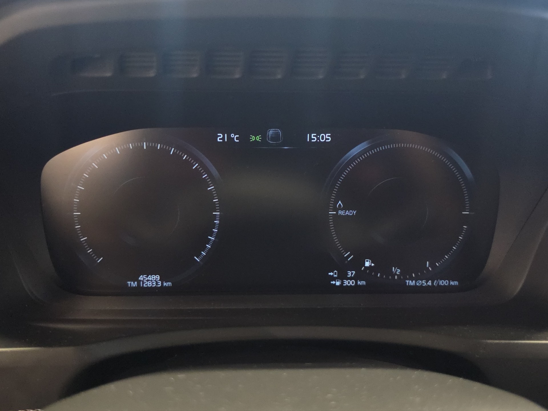 VOLVO XC90 2.0 T8 TE R-Design 7P. eAWD-image-13