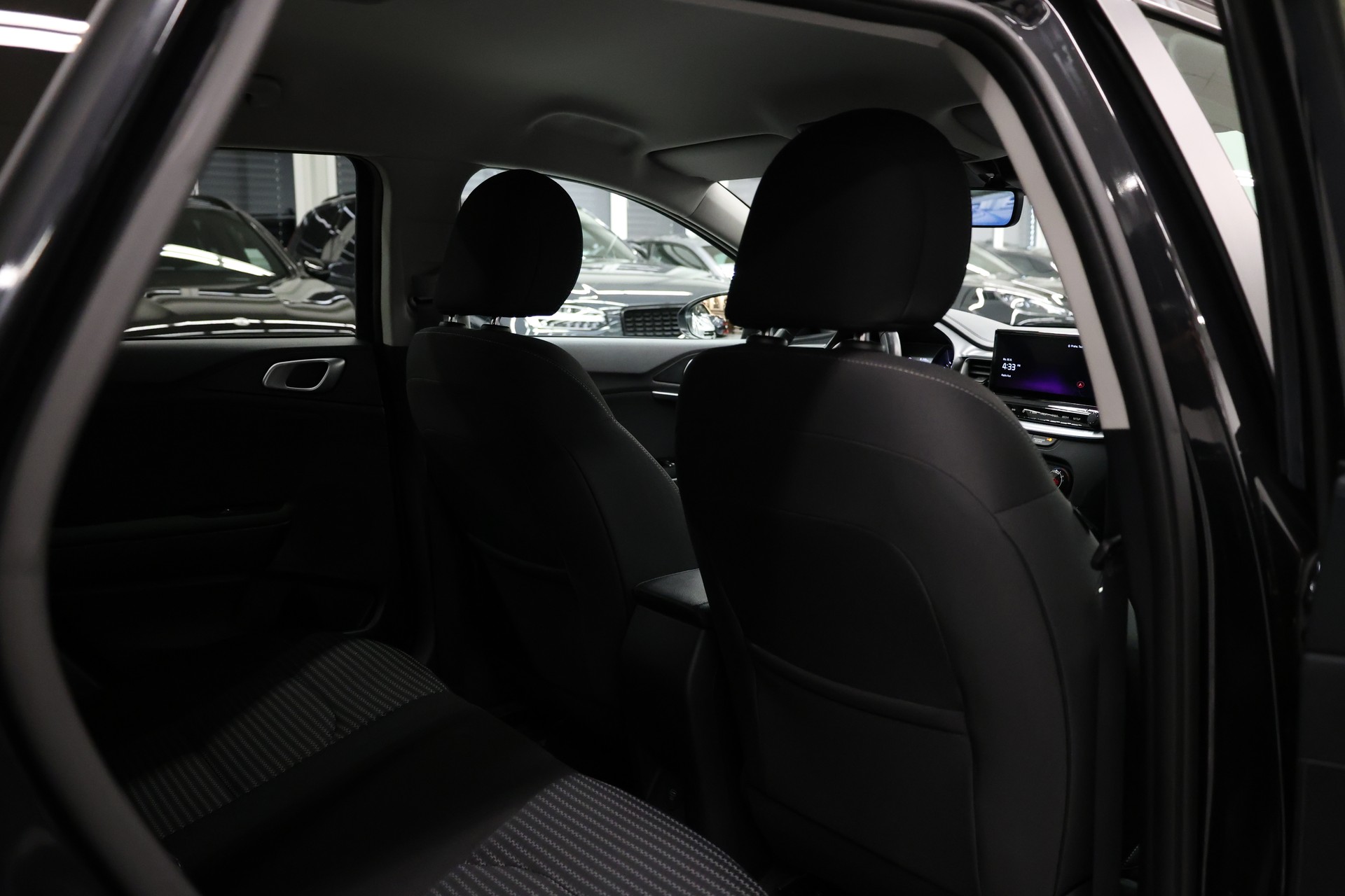 KIA Ceed SW 1.5 T-GDi Power-image-21