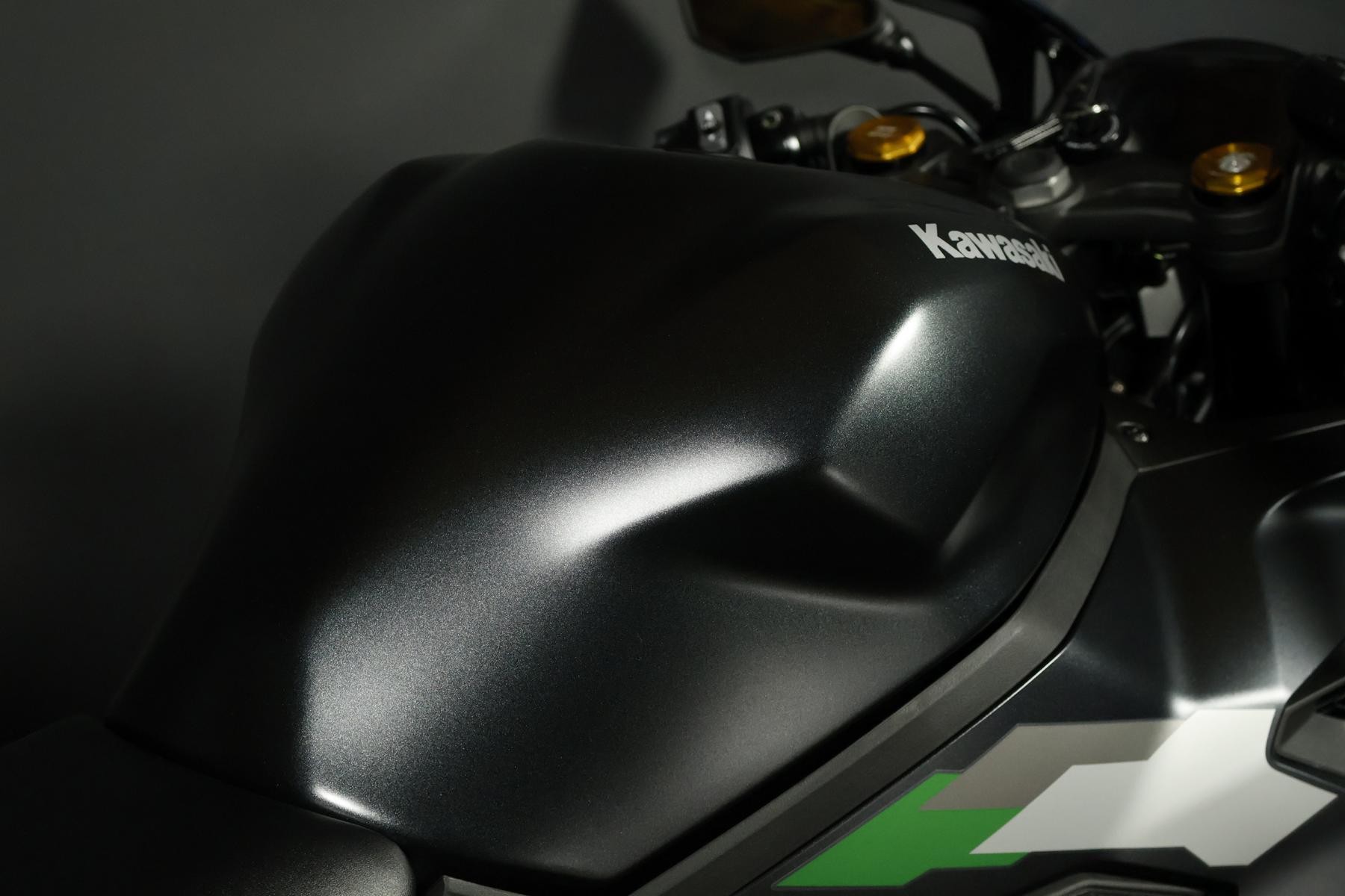 KAWASAKI Ninja ZX-4RR (57/35 KW)-image-6
