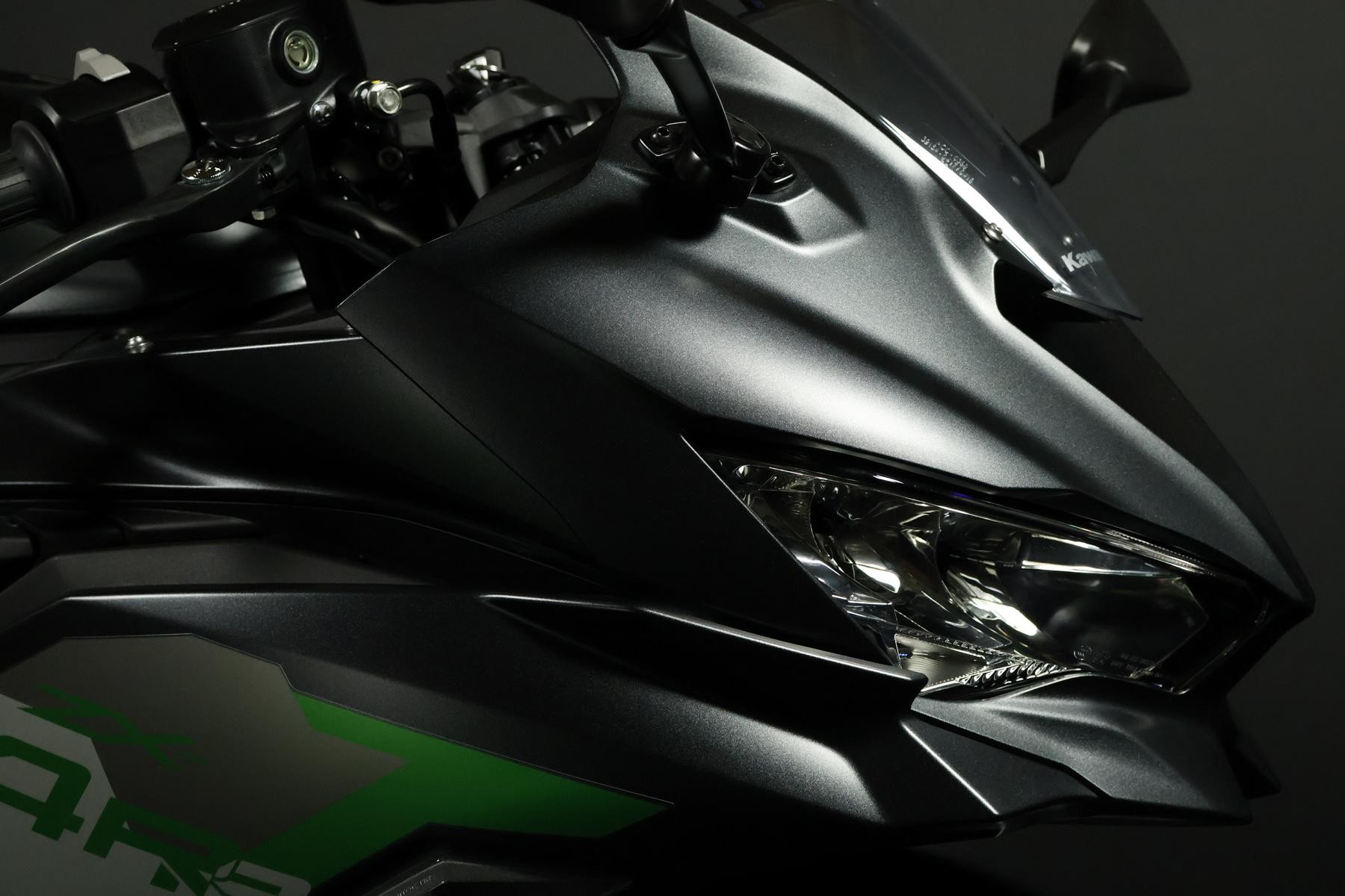 KAWASAKI Ninja ZX-4RR (57/35 KW)-image-4