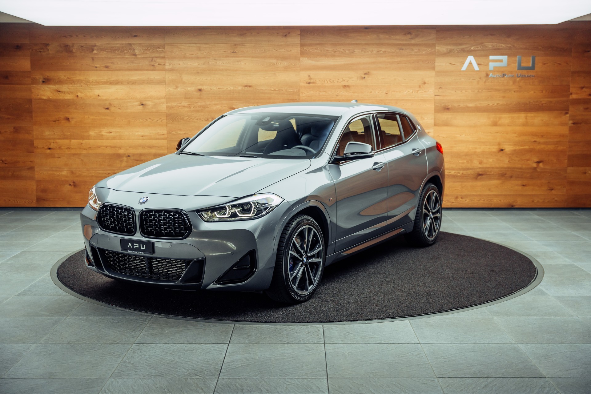 BMW X2 M35i Steptronic-showroom-element-3