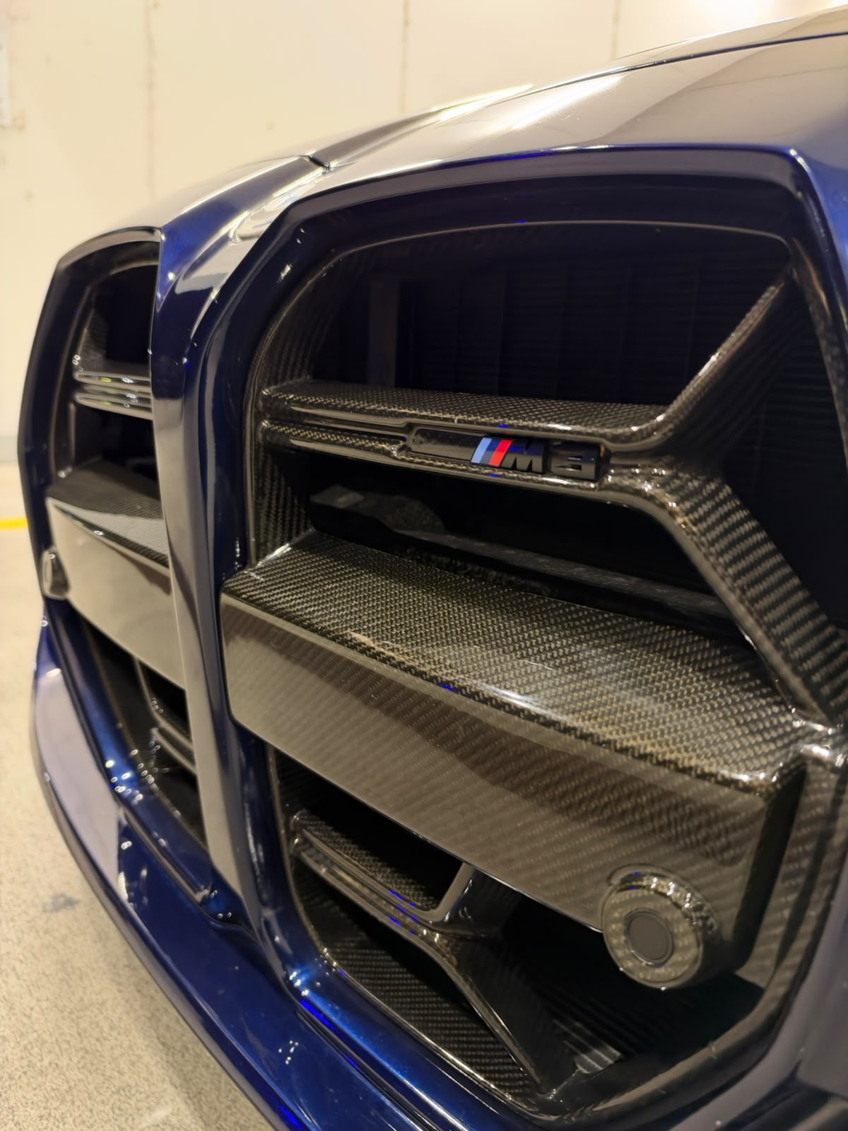BMW M3 Competition M xDrive-showroom-element-3