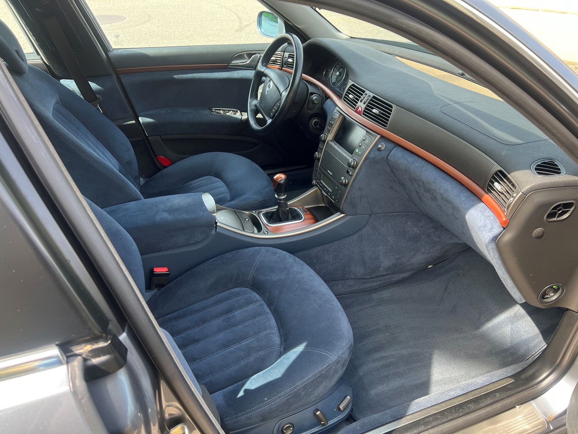 LANCIA Thesis 2.4 JTD Executive-image-6