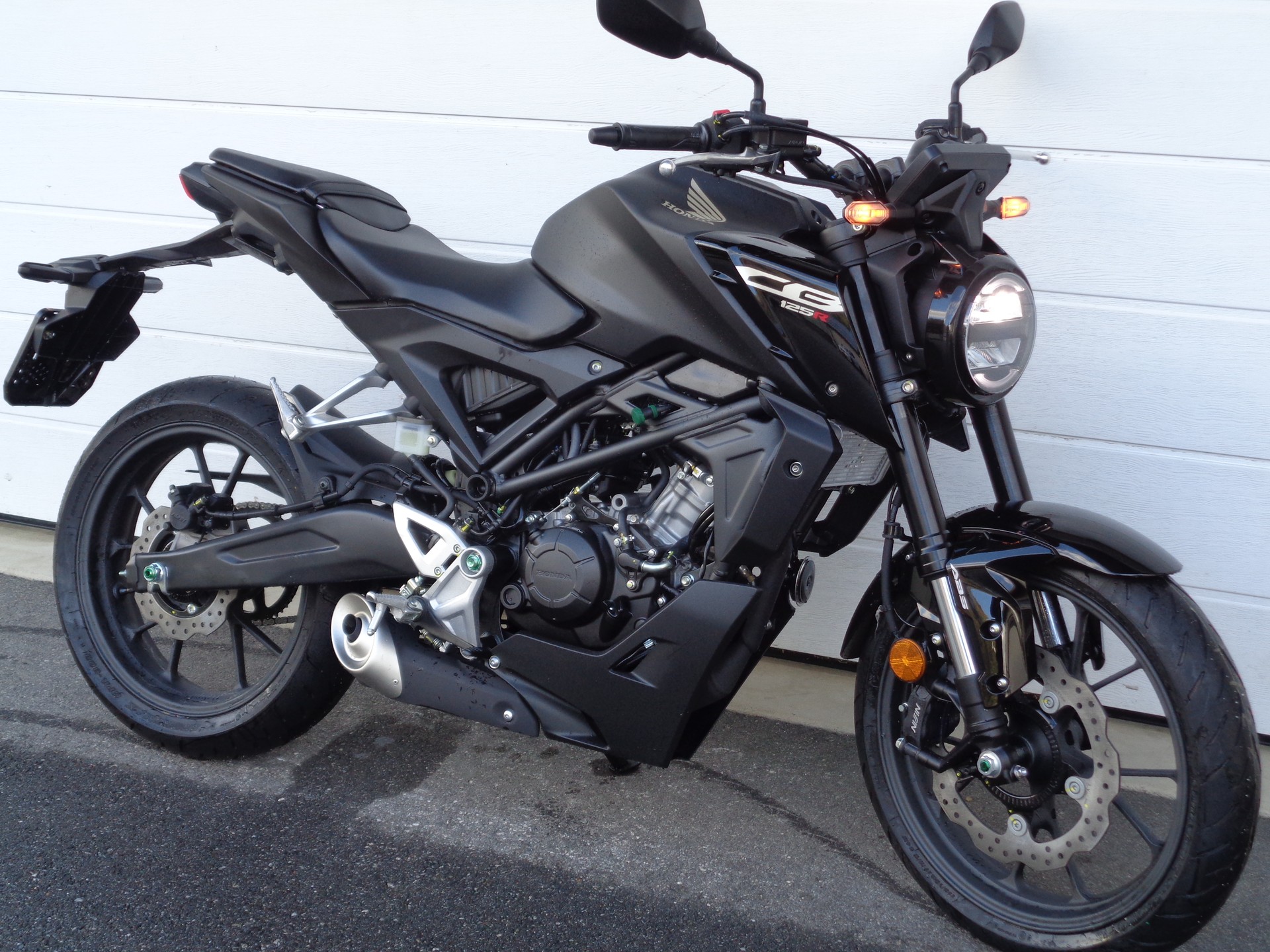 HONDA CB 125 R A-image-7
