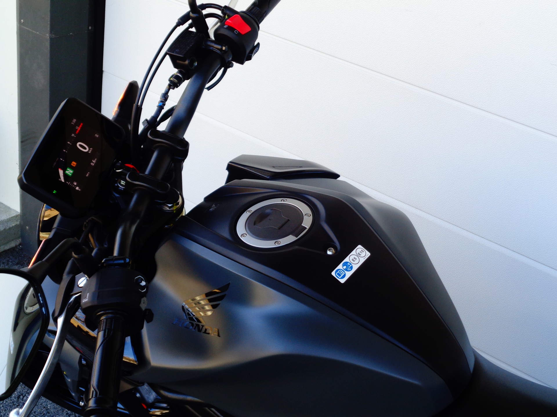 HONDA CB 125 R A-image-5