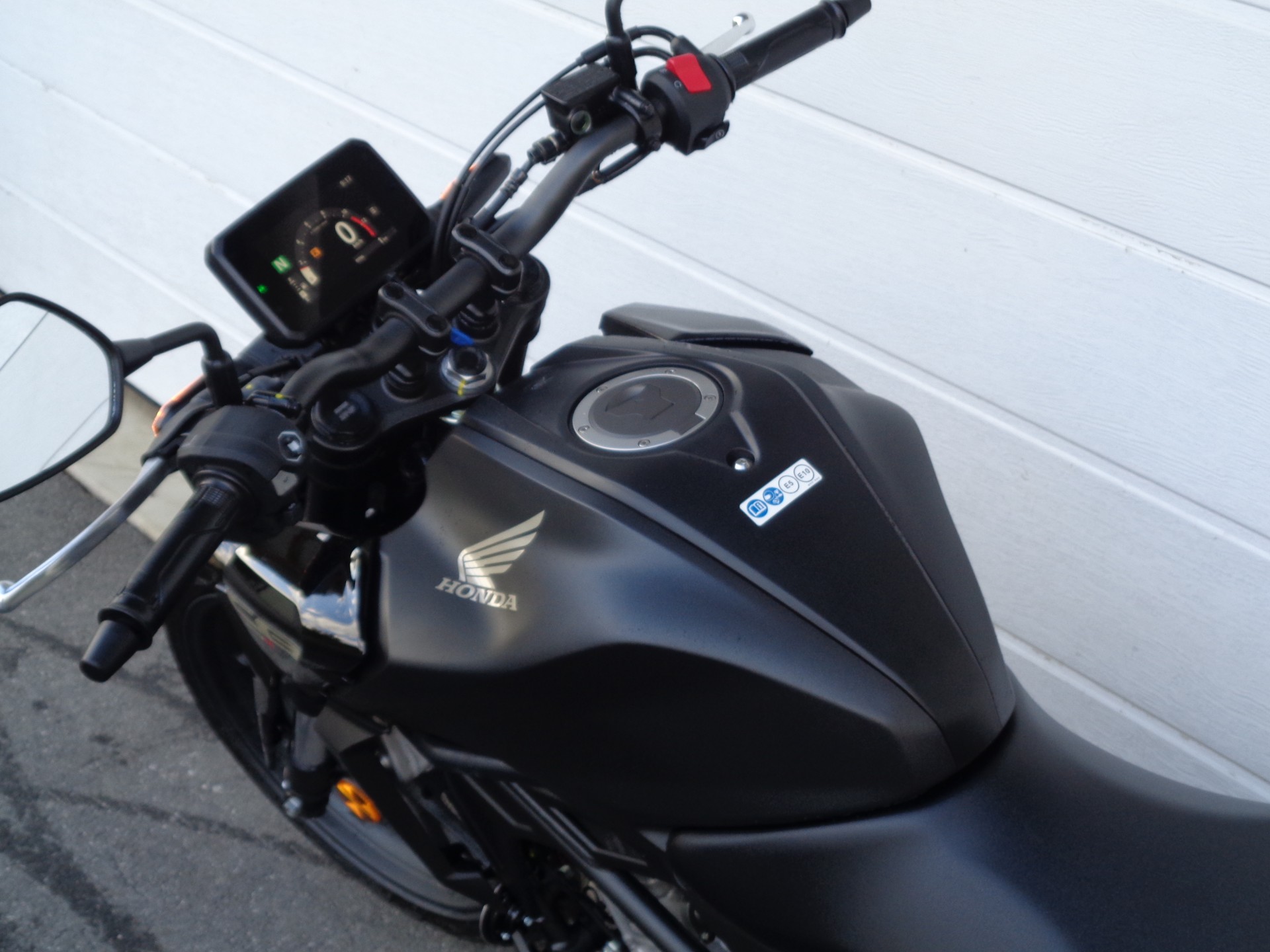 HONDA CB 125 R A-image-8