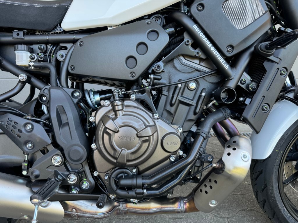 YAMAHA XSR 700-image-7