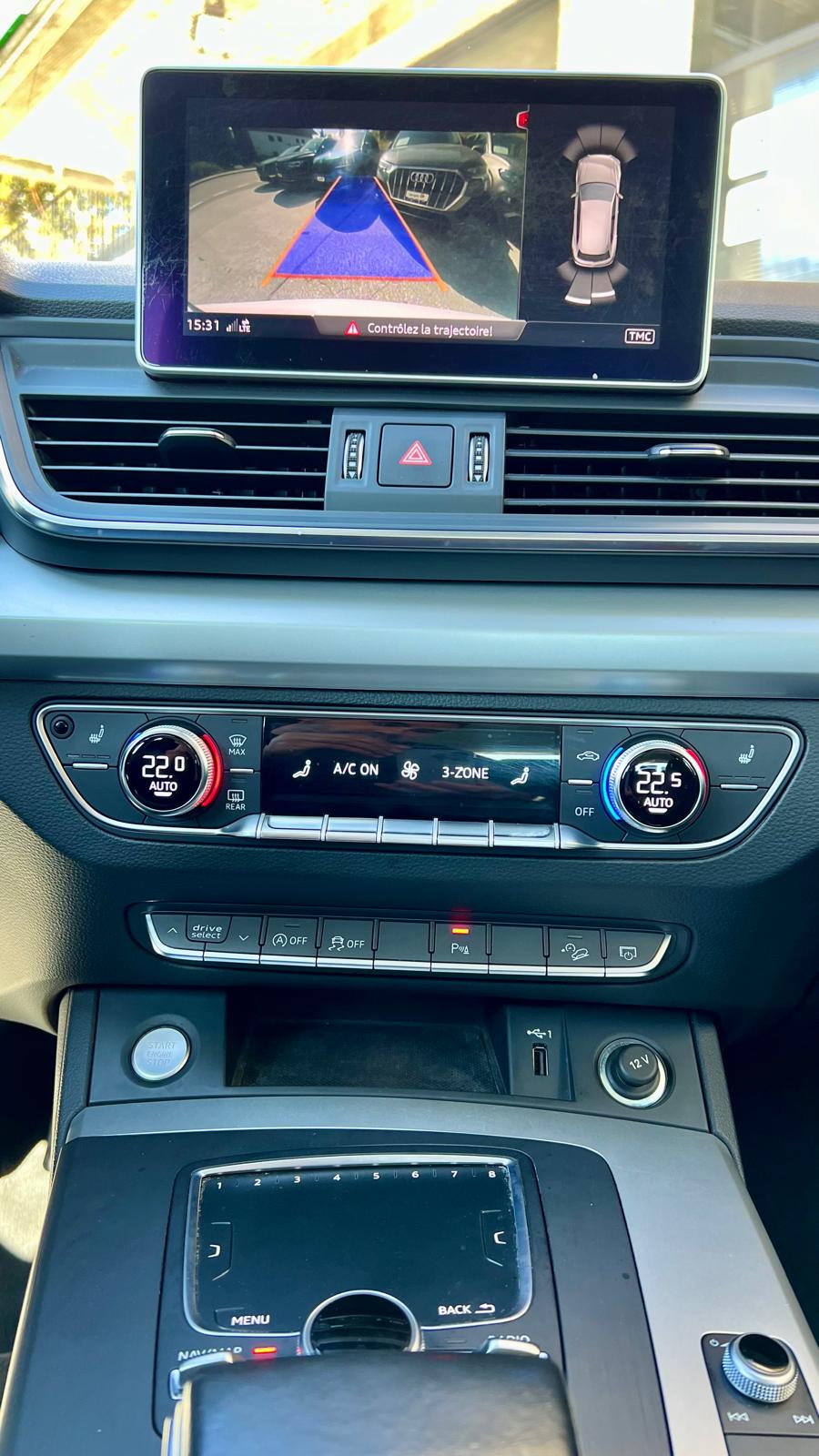 AUDI Q5 40 TDI quattro S-tronic-image-11