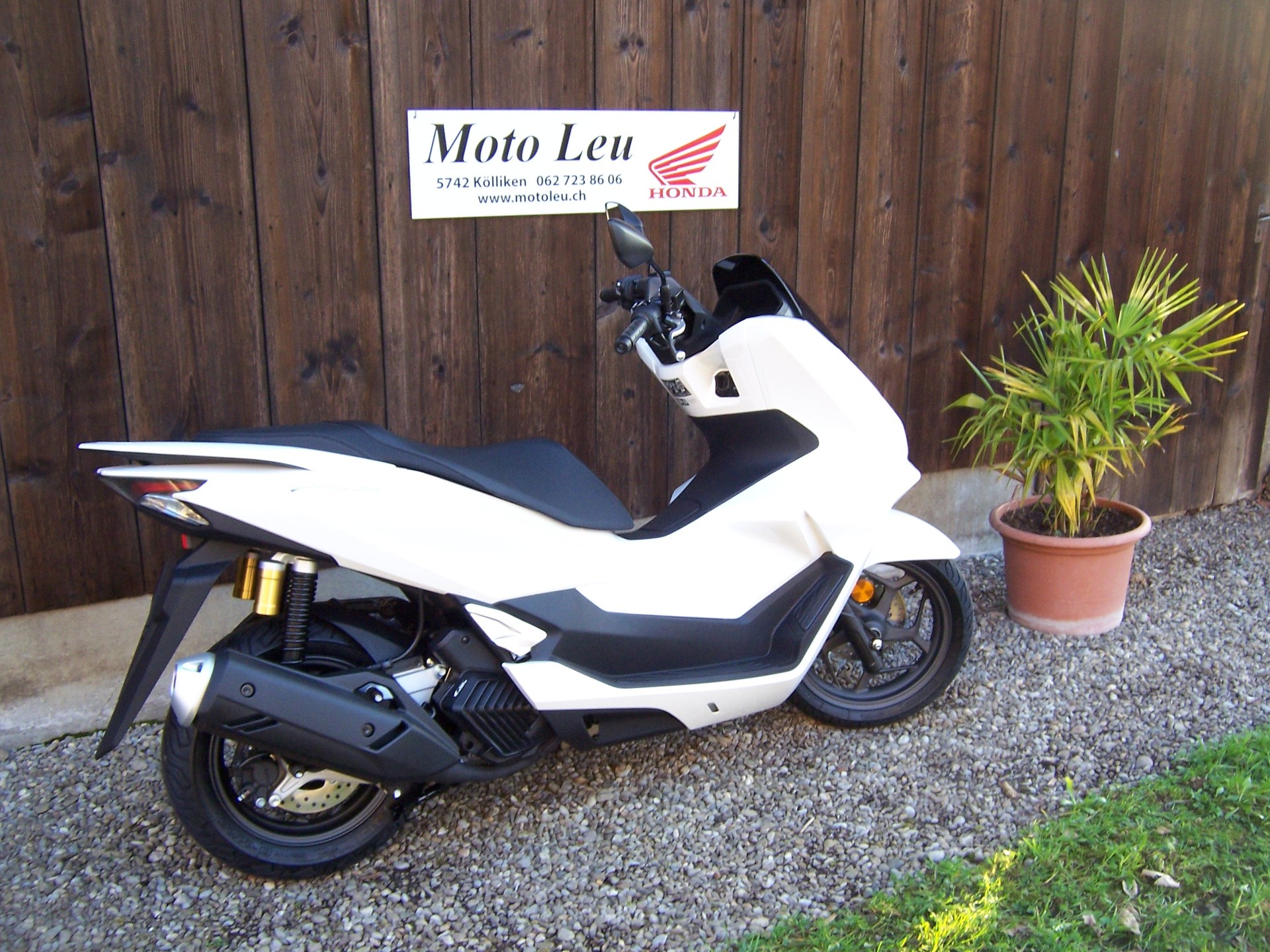 HONDA PCX 125 i DX ABS-showroom-element-3