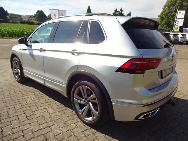 VW Tiguan 2.0 TDI SCR R-Line 4Motion DSG-image-2