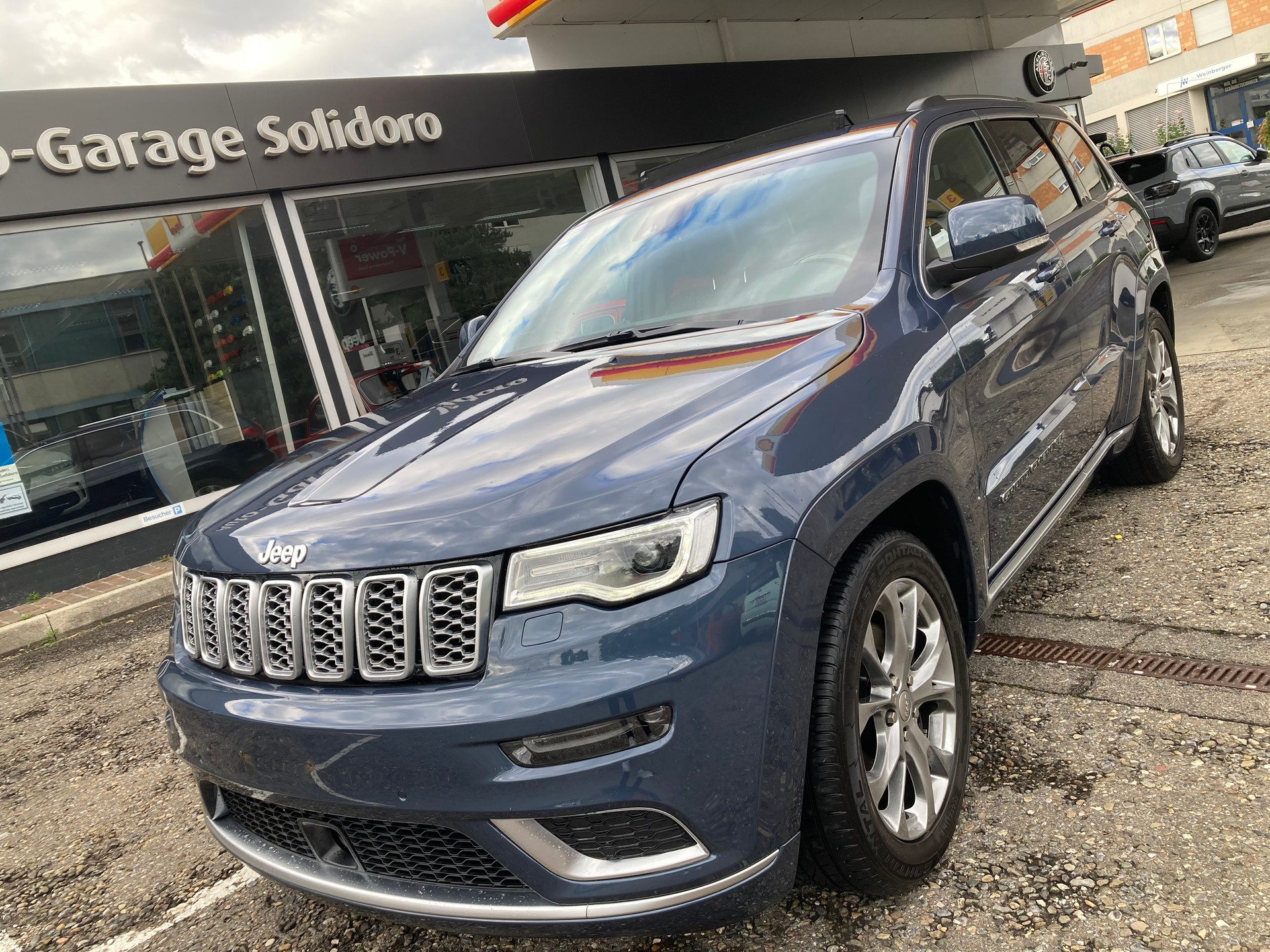 JEEP Grand Cherokee 3.0 CRD Summit Automatic-image-1