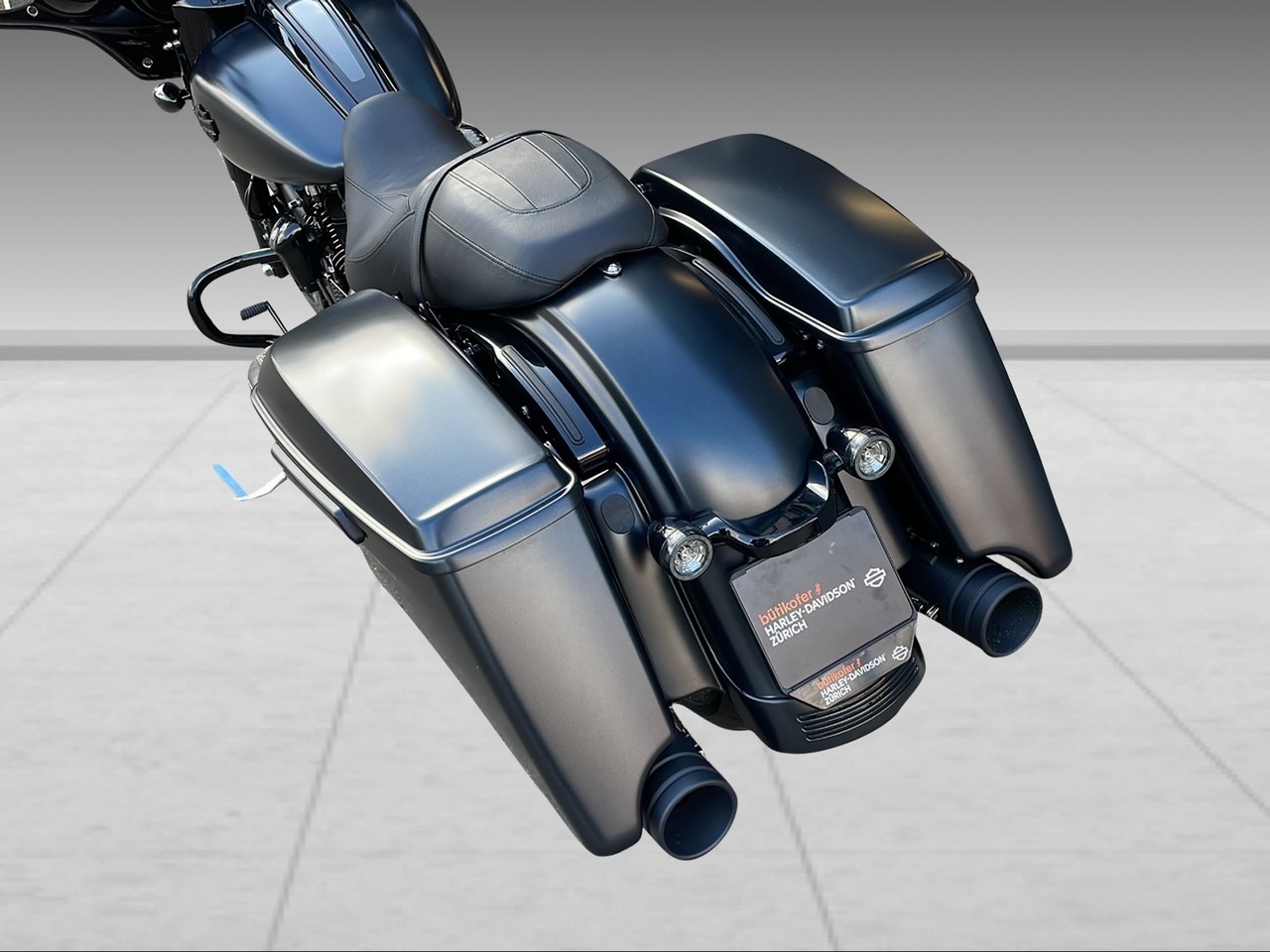 HARLEY-DAVIDSON FLHXS Street Glide Special Black Finish 114-image-7