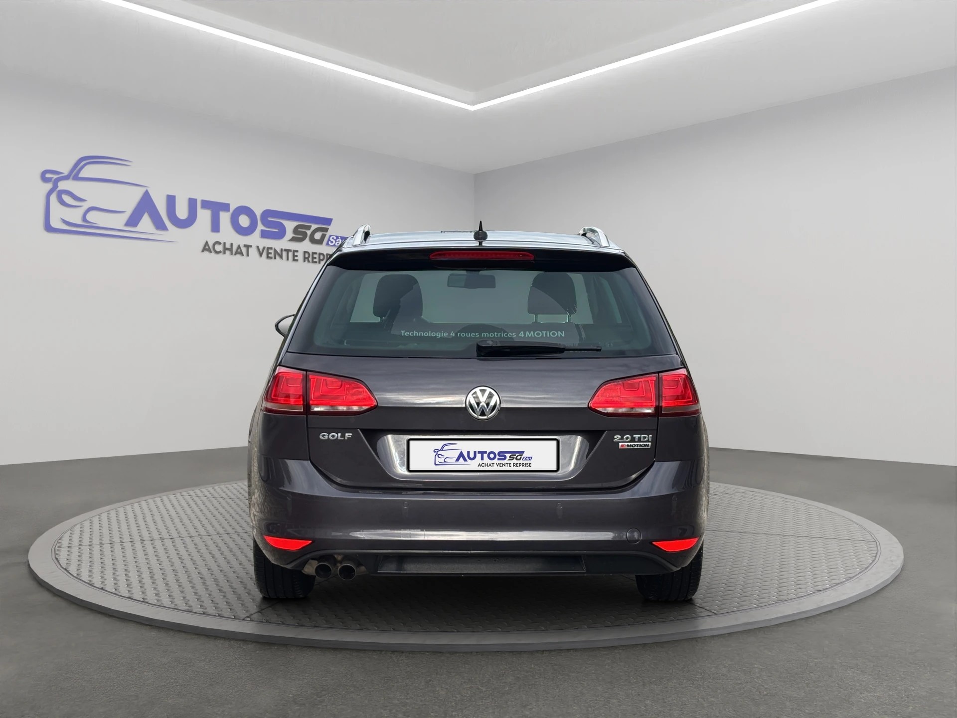 VW Golf Variant 2.0 TDI Lounge 4Motion-image-5