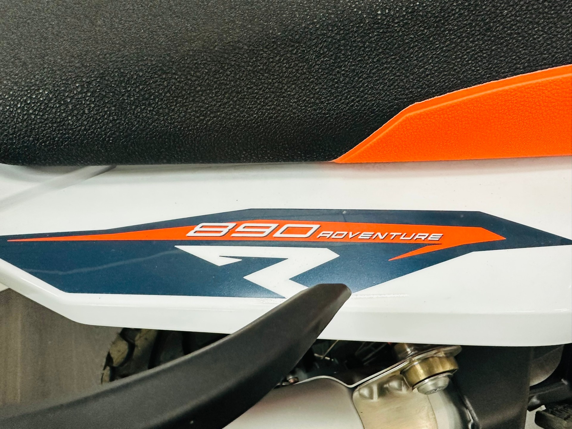 KTM 890 Adventure R-image-4