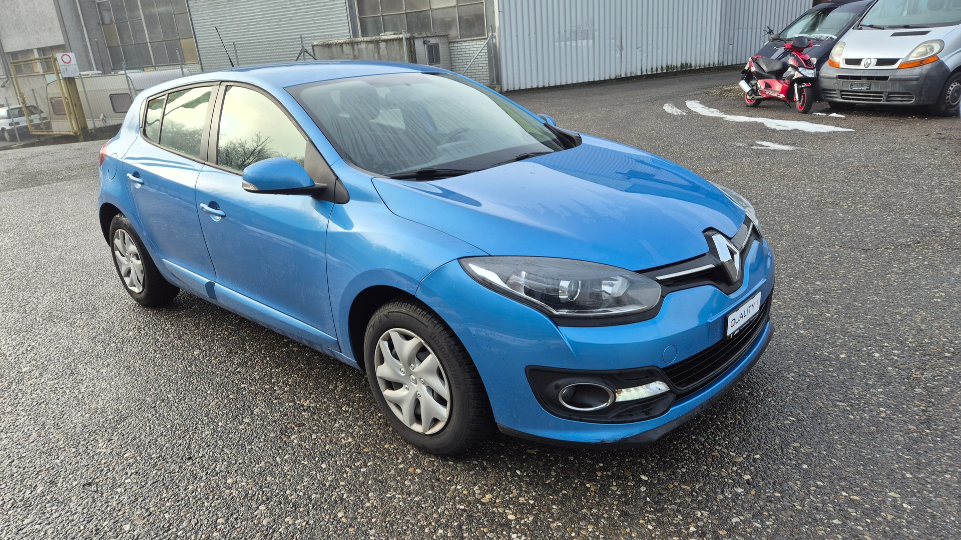 RENAULT Mégane 1.5 dCi Swiss Edition-image-3