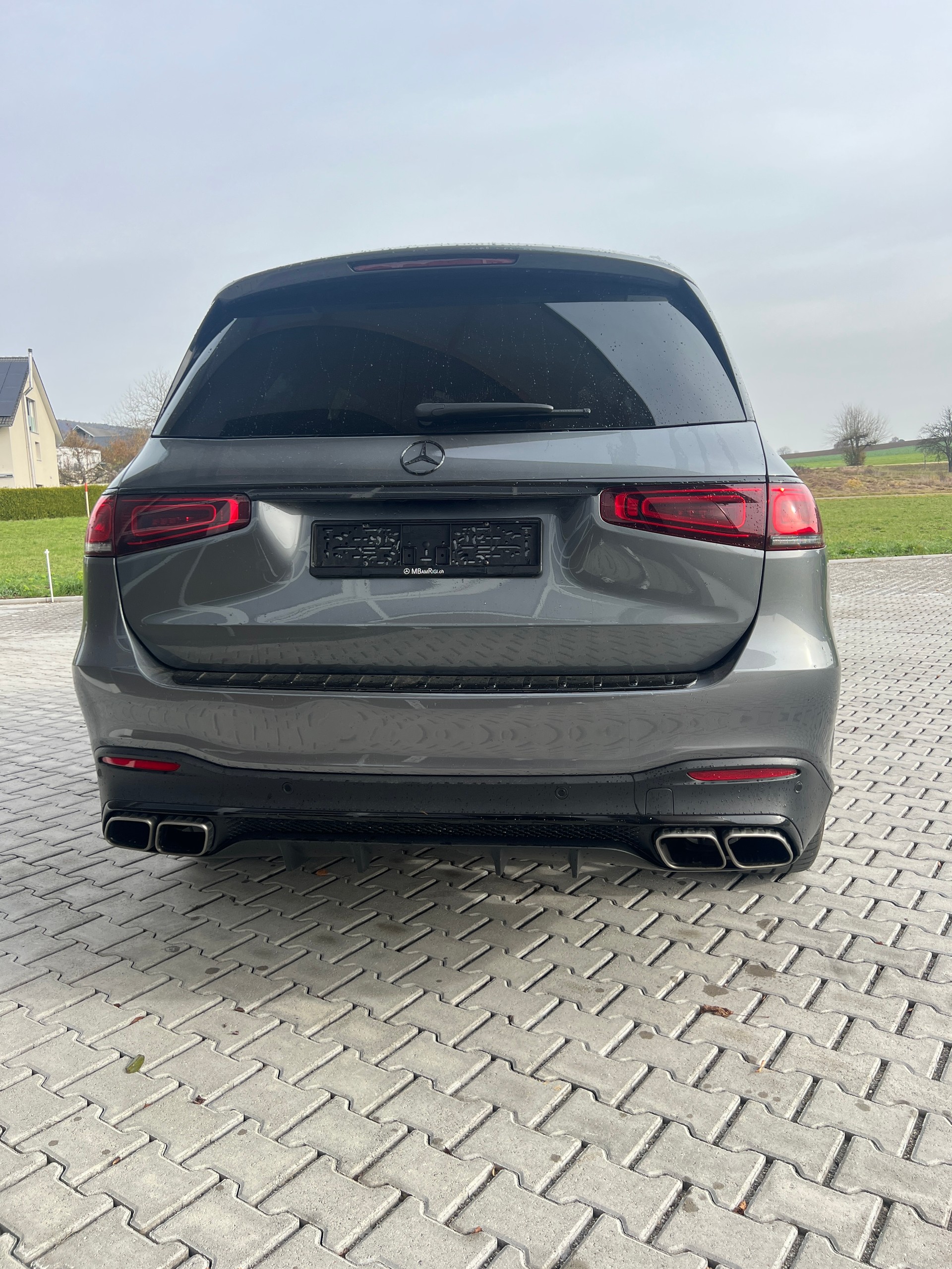 MERCEDES-BENZ GLS 63 4Matic+ TCT 9G •3.9% Leasing-image-4
