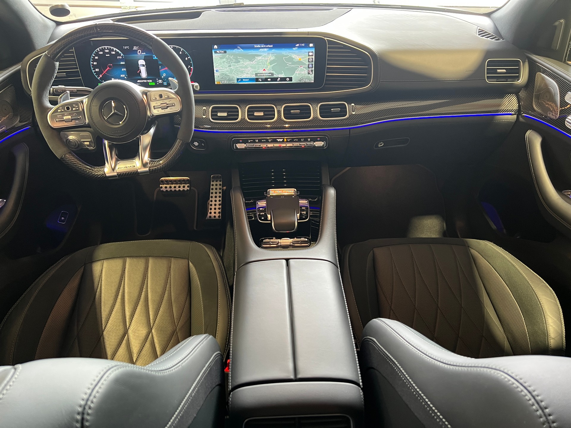 MERCEDES-BENZ GLS 63 4Matic+ TCT 9G •3.9% Leasing-image-9