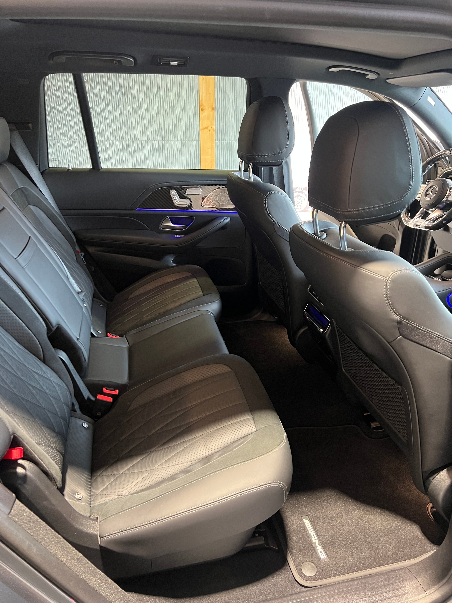 MERCEDES-BENZ GLS 63 4Matic+ TCT 9G •3.9% Leasing-image-11