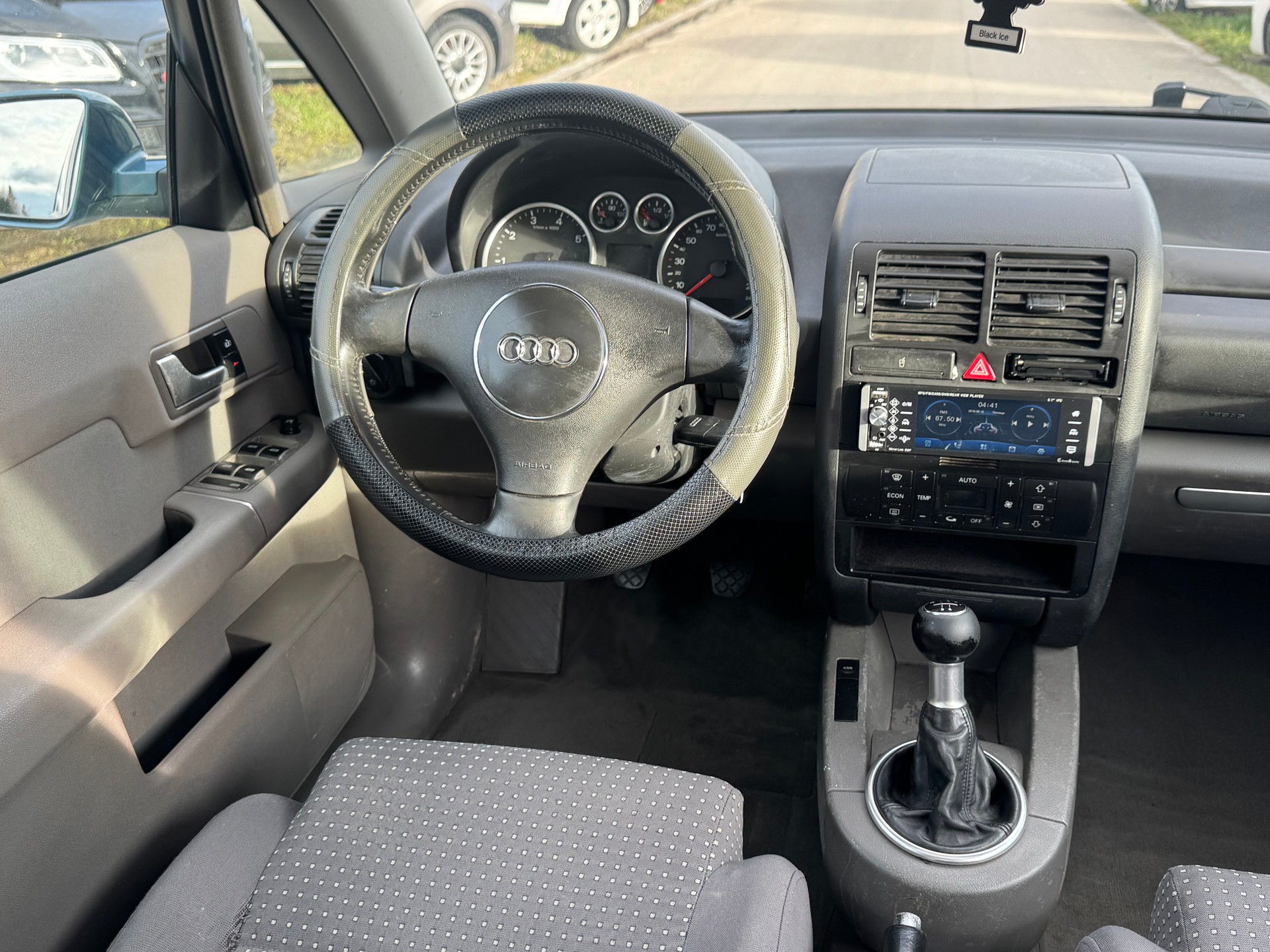 AUDI A2 1.4-image-8