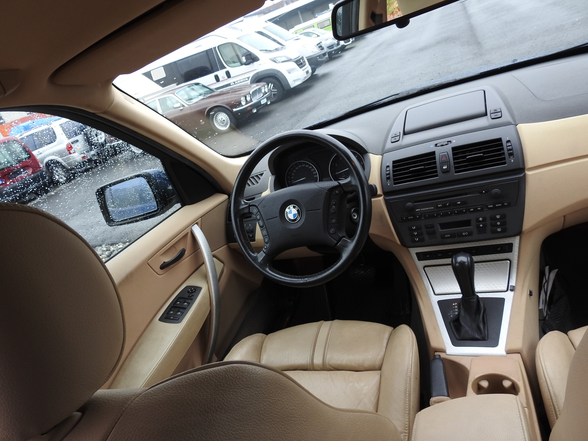BMW X3 3.0d-image-10