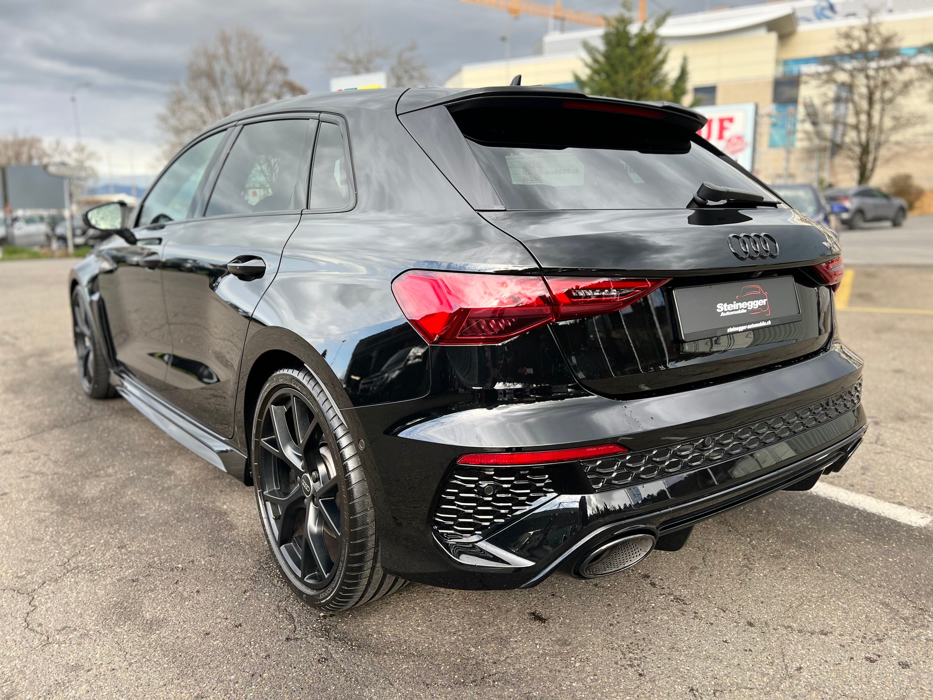 AUDI RS3 Sportback 2.5 TSI " Black Paket "quattro S-tronic-image-7