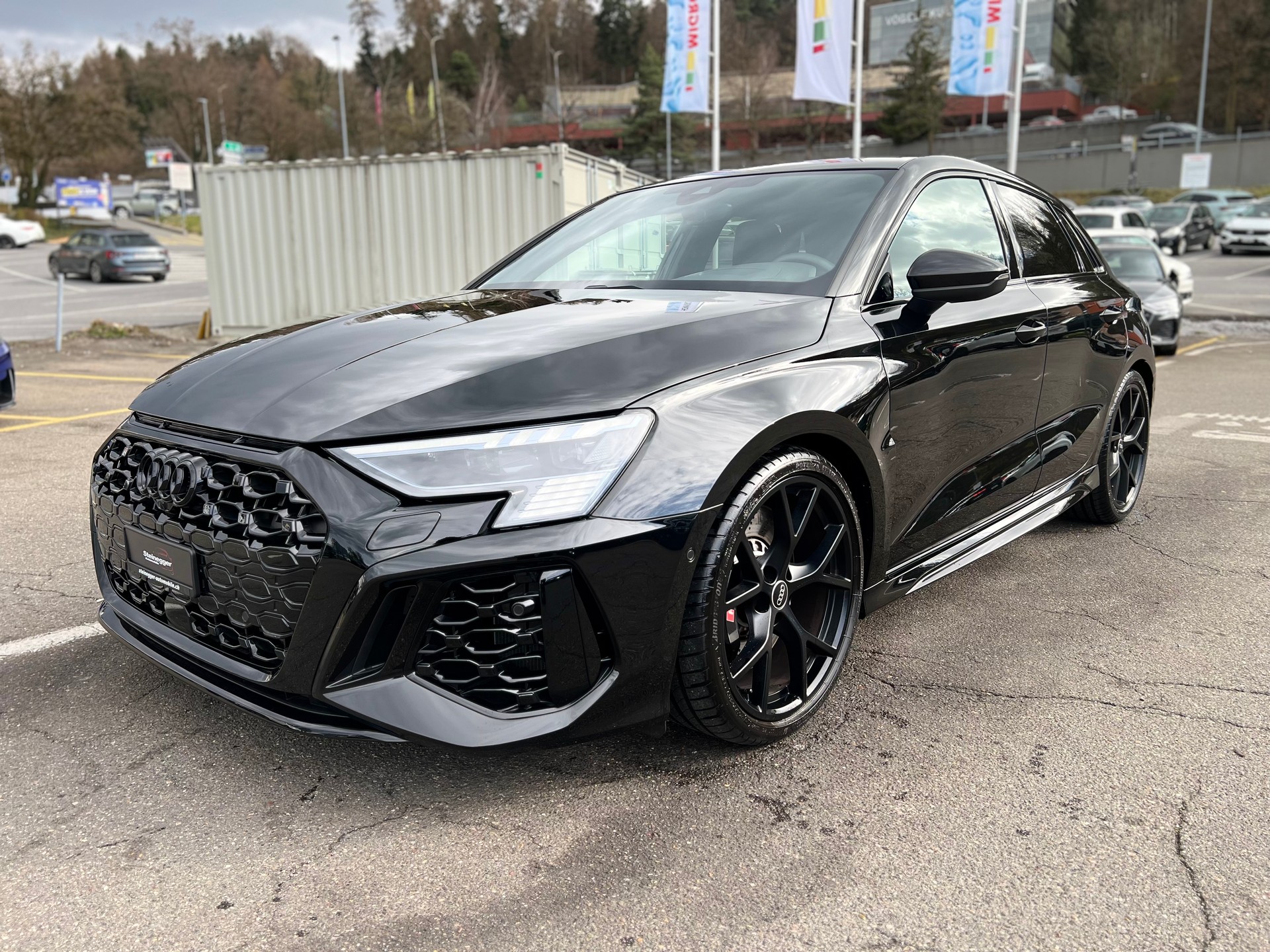 AUDI RS3 Sportback 2.5 TSI " Black Paket "quattro S-tronic-image-5