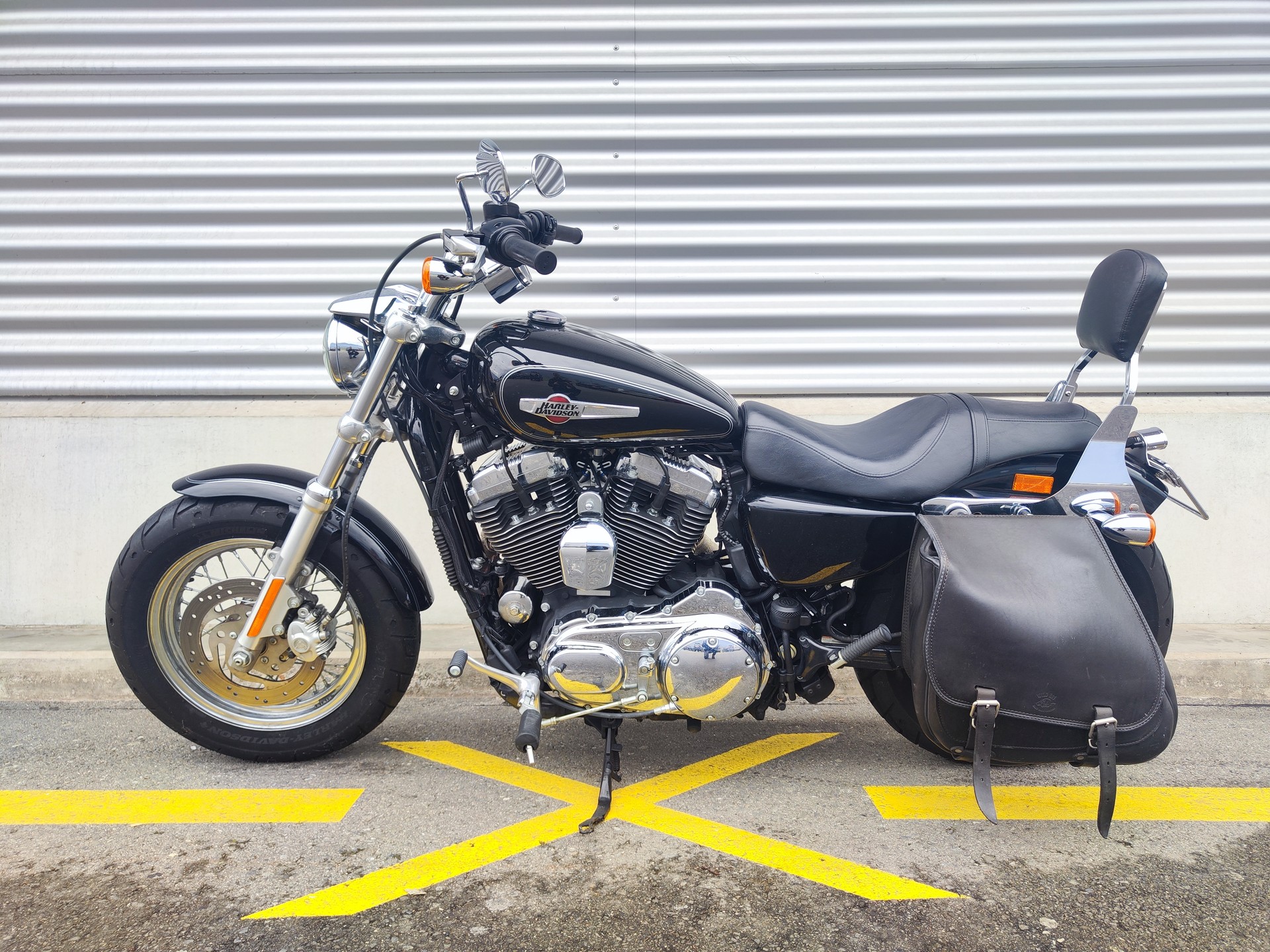 HARLEY-DAVIDSON XL 1200 C Sportster Custom-image-1