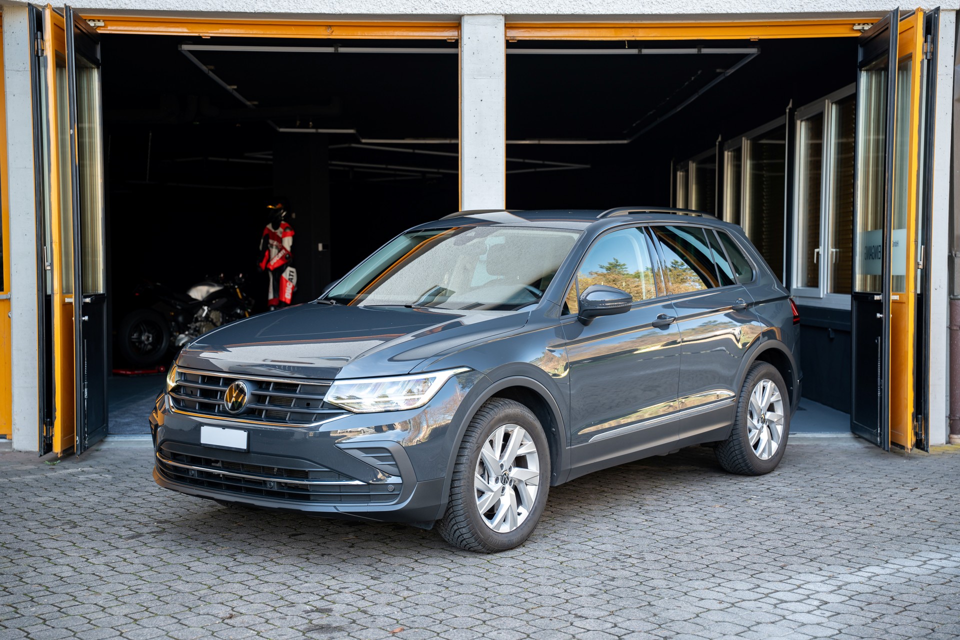 VW Tiguan 2.0TSI Life 4Motion DSG