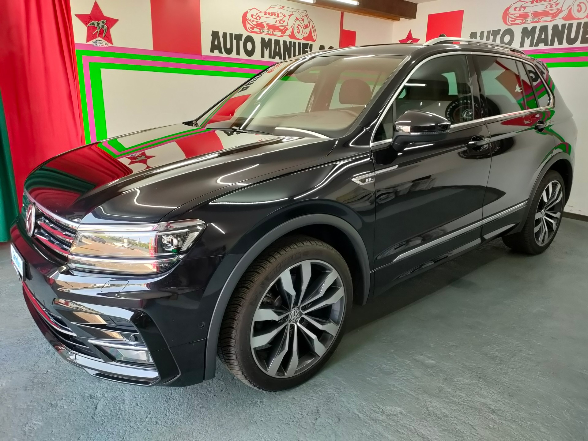 VW Tiguan 2.0 TDI SCR Highline 4Motion DSG-image-2