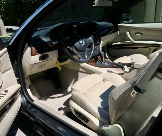 BMW 325i Cabriolet Steptronic-image-5