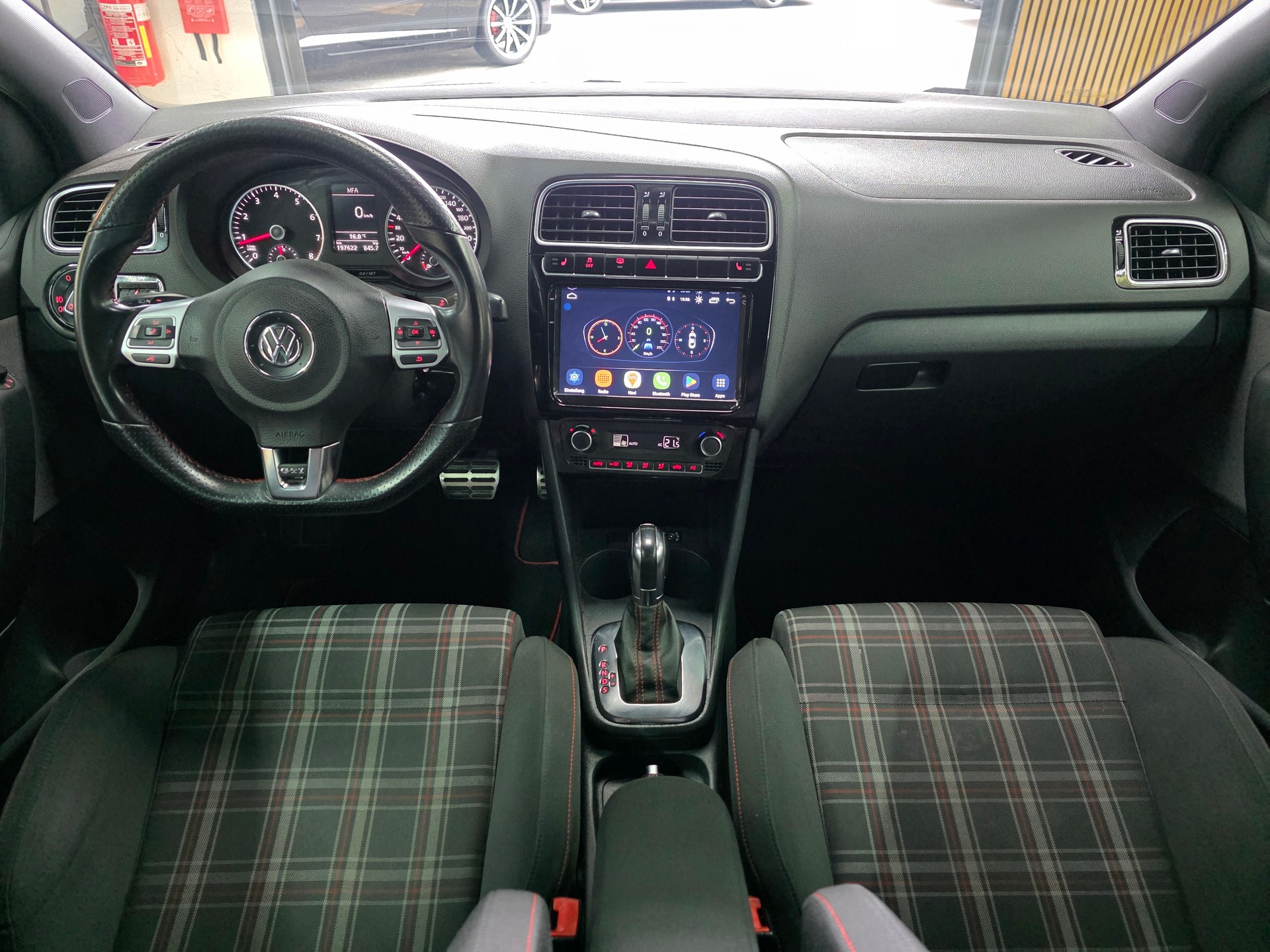 VW Polo 1.4 TSI GTI DSG-image-11