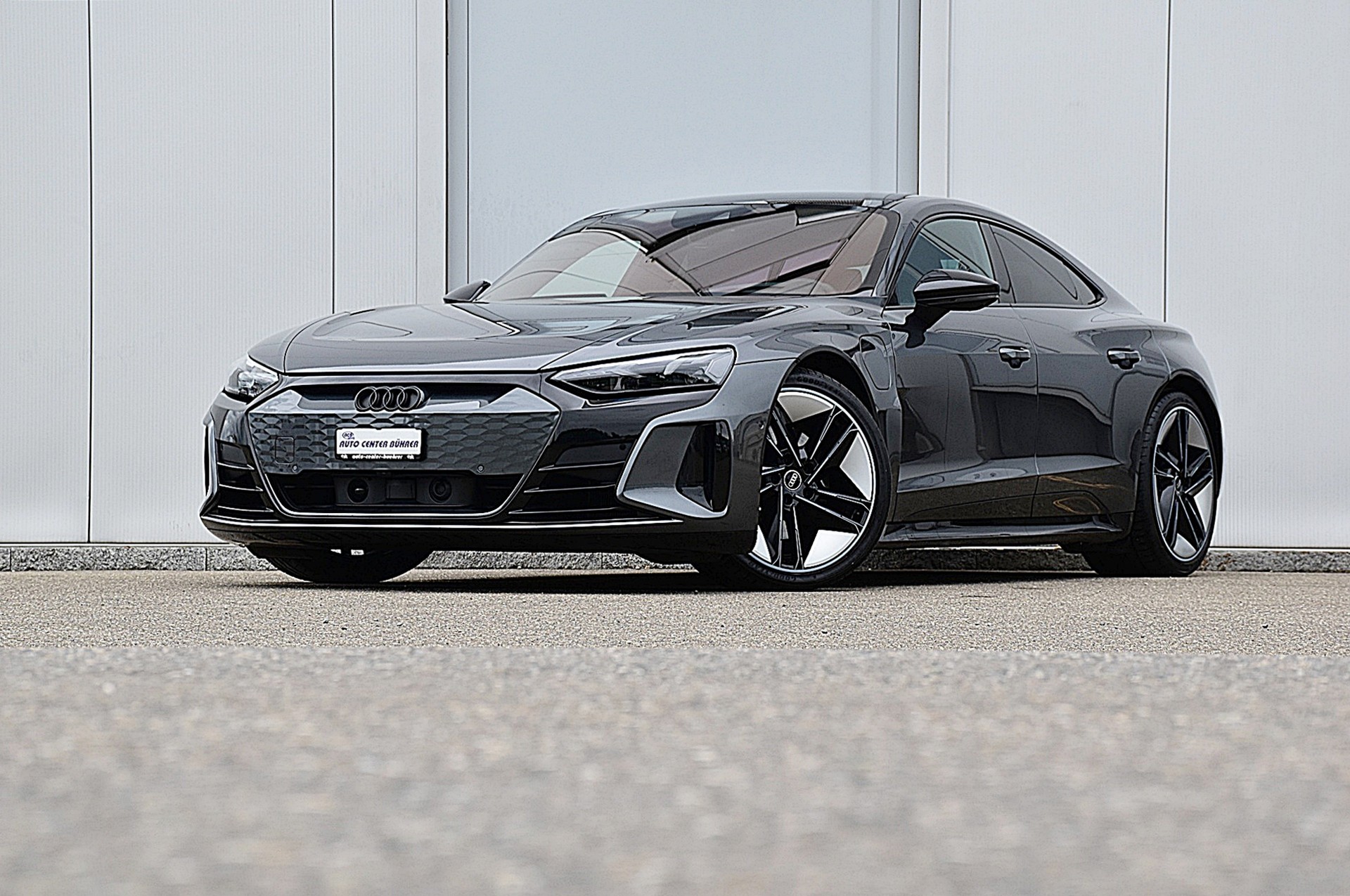 AUDI e-tron GT quattro
