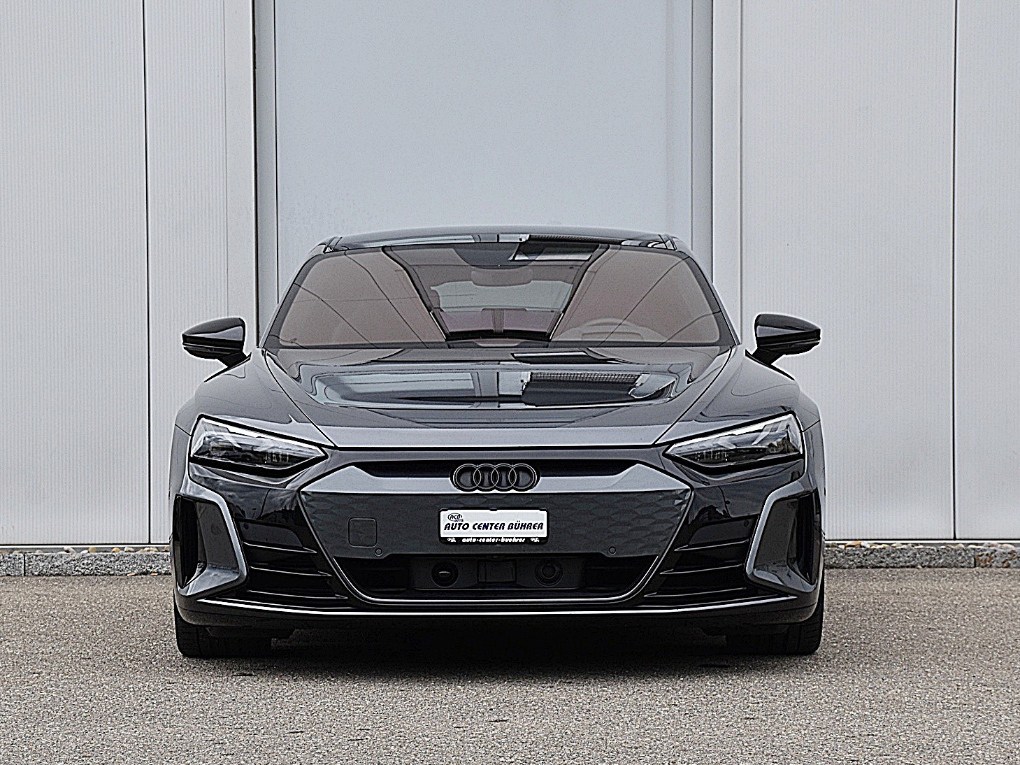 AUDI e-tron GT quattro-image-5