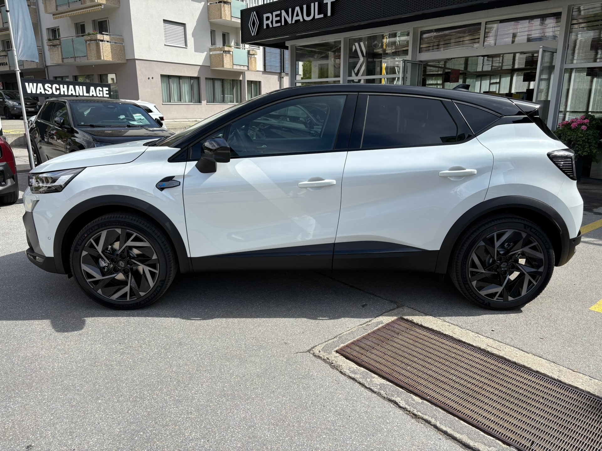 RENAULT Captur 1.8 E-Tech 160 Esprit Alpine-image-7