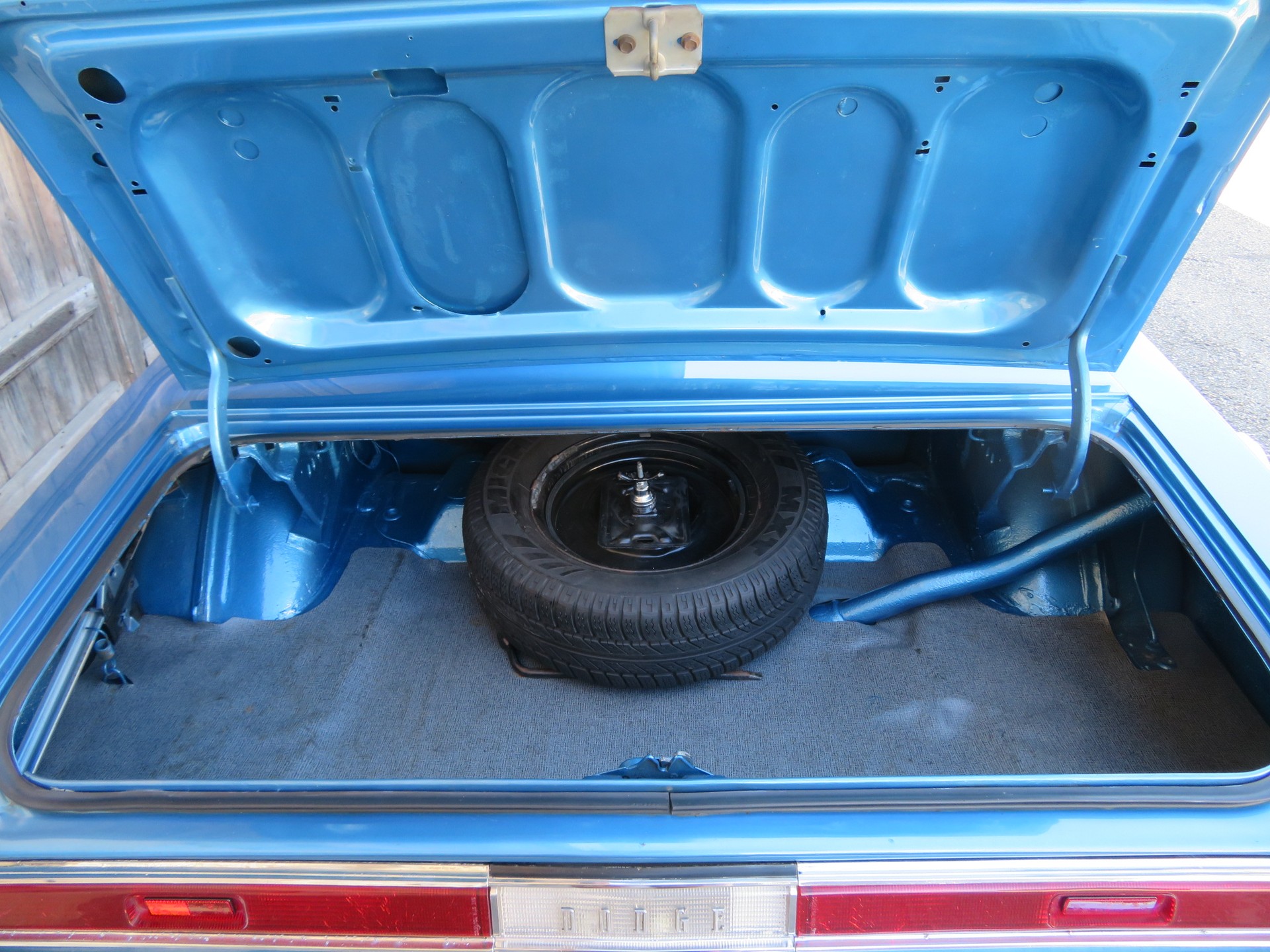 DODGE R/T 440 Magnum-image-11