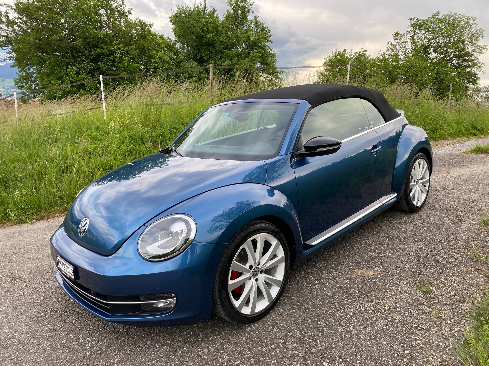 VW Cabrio 2.0 TSI BlueMT Sport DSG - 220PS-image-3