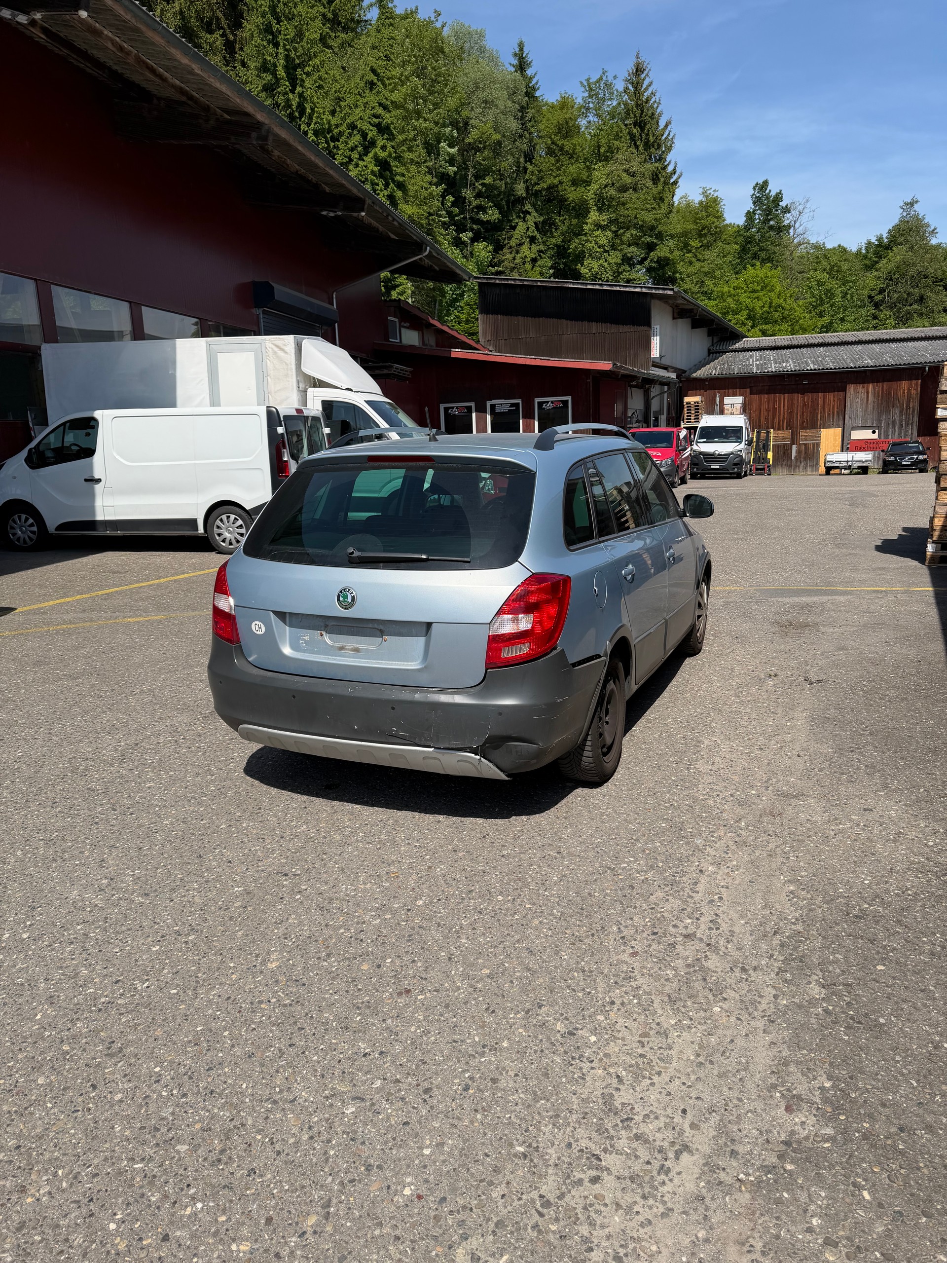 SKODA Fabia 1.2 TSI Classic-image-2