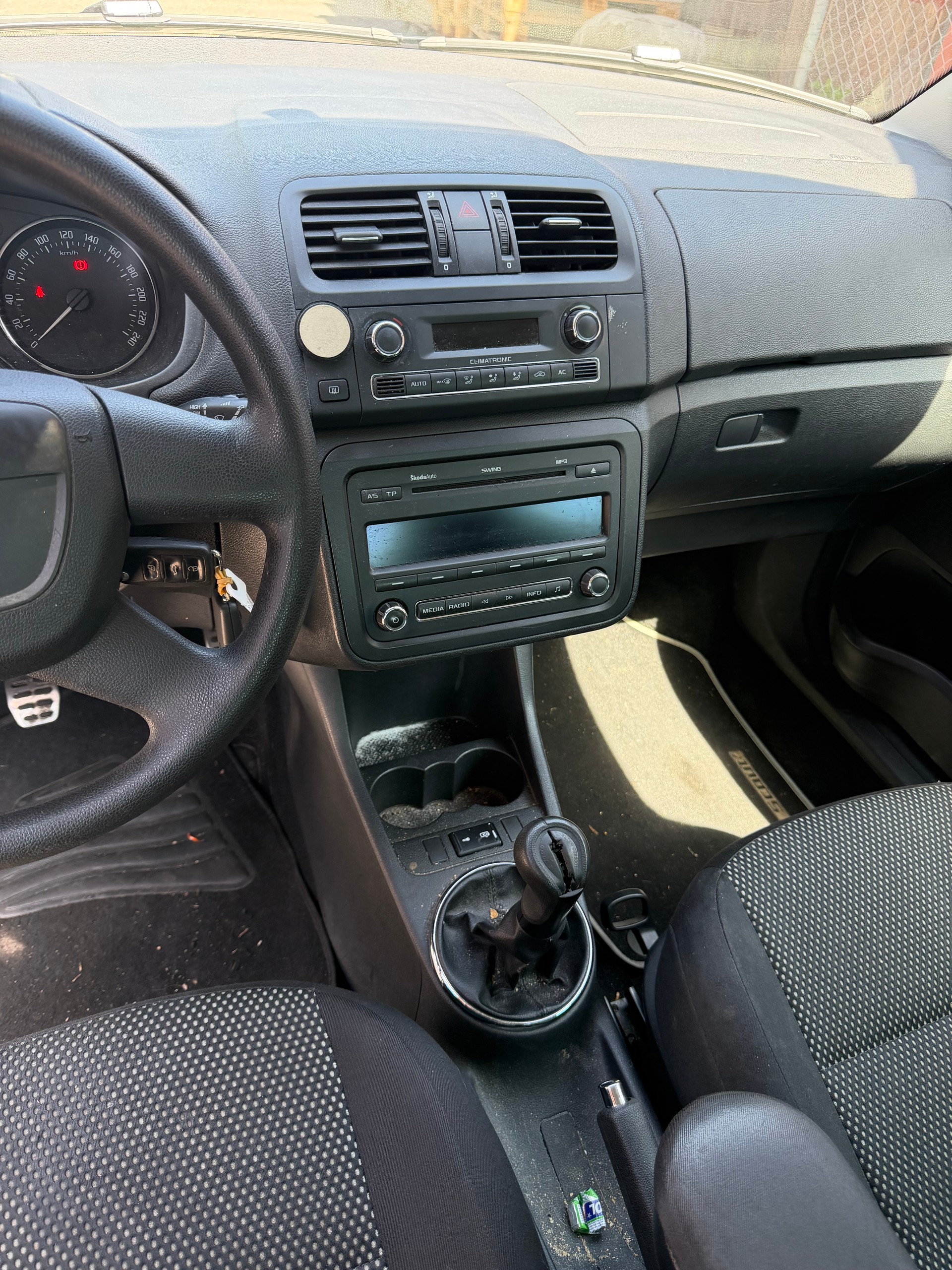 SKODA Fabia 1.2 TSI Classic-image-5