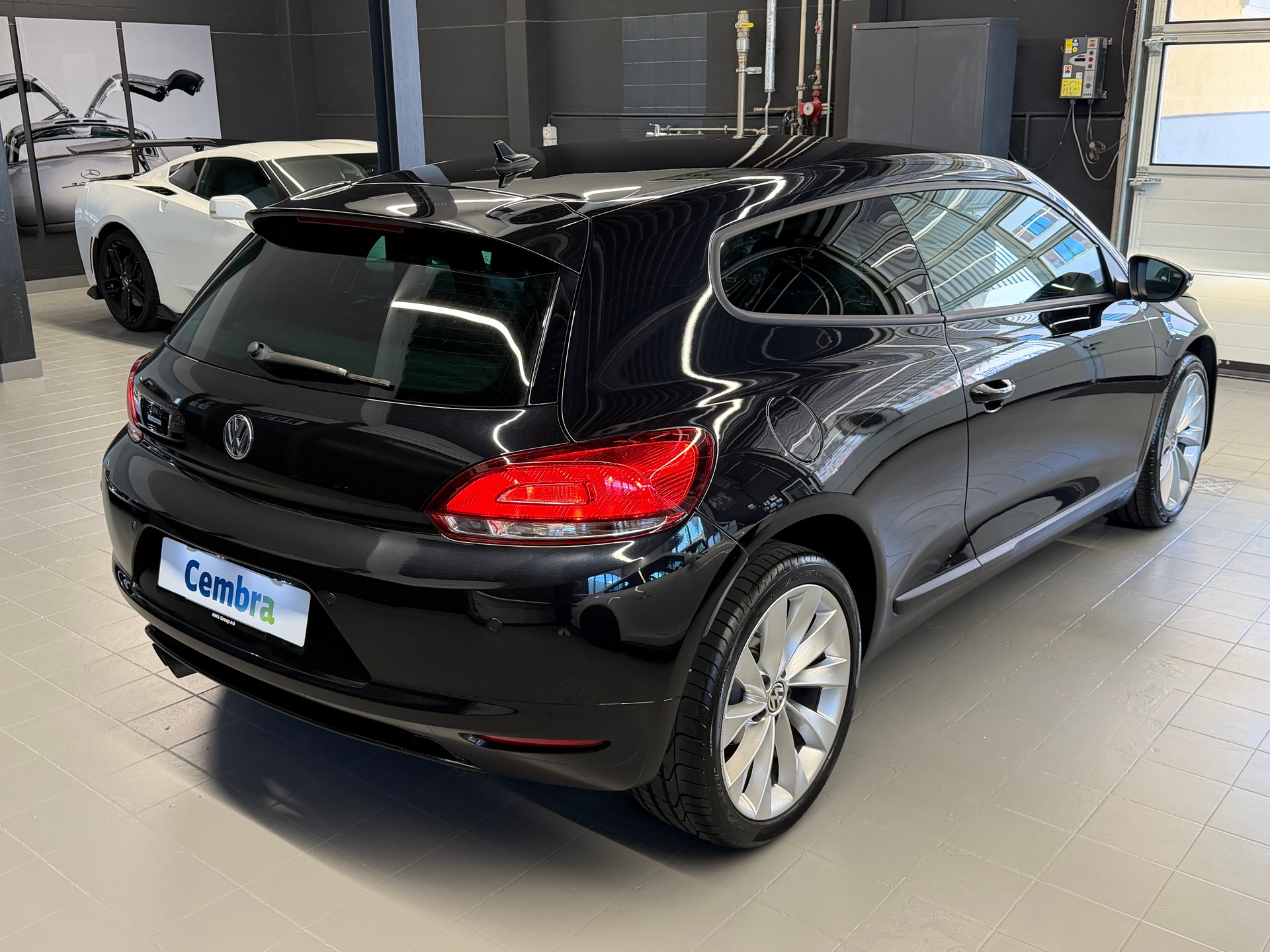 VW Scirocco 2.0 TDI BlueMotion Technology Team DSG-image-6