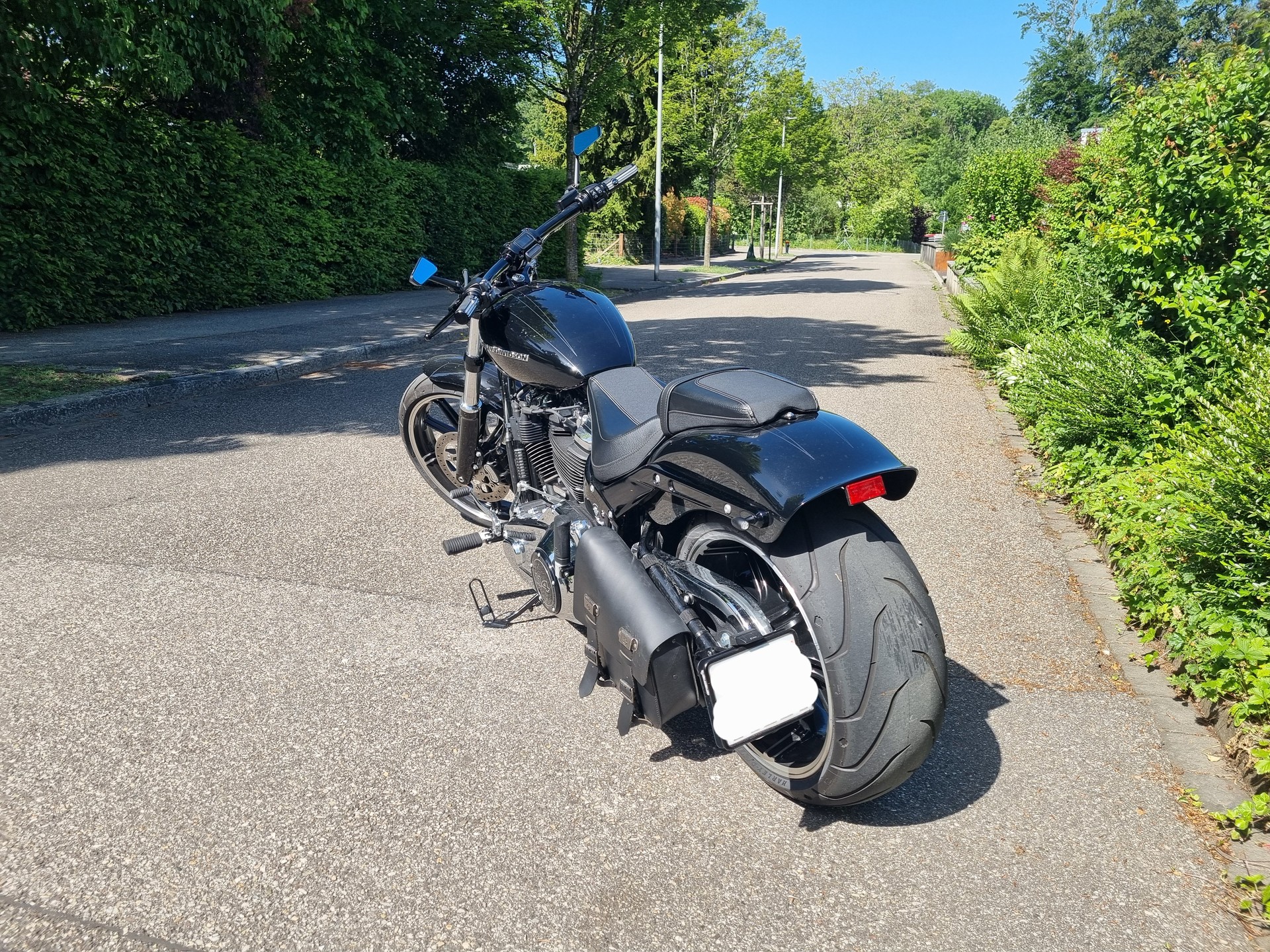HARLEY-DAVIDSON FXBRS Breakout 114 ABS-image-3