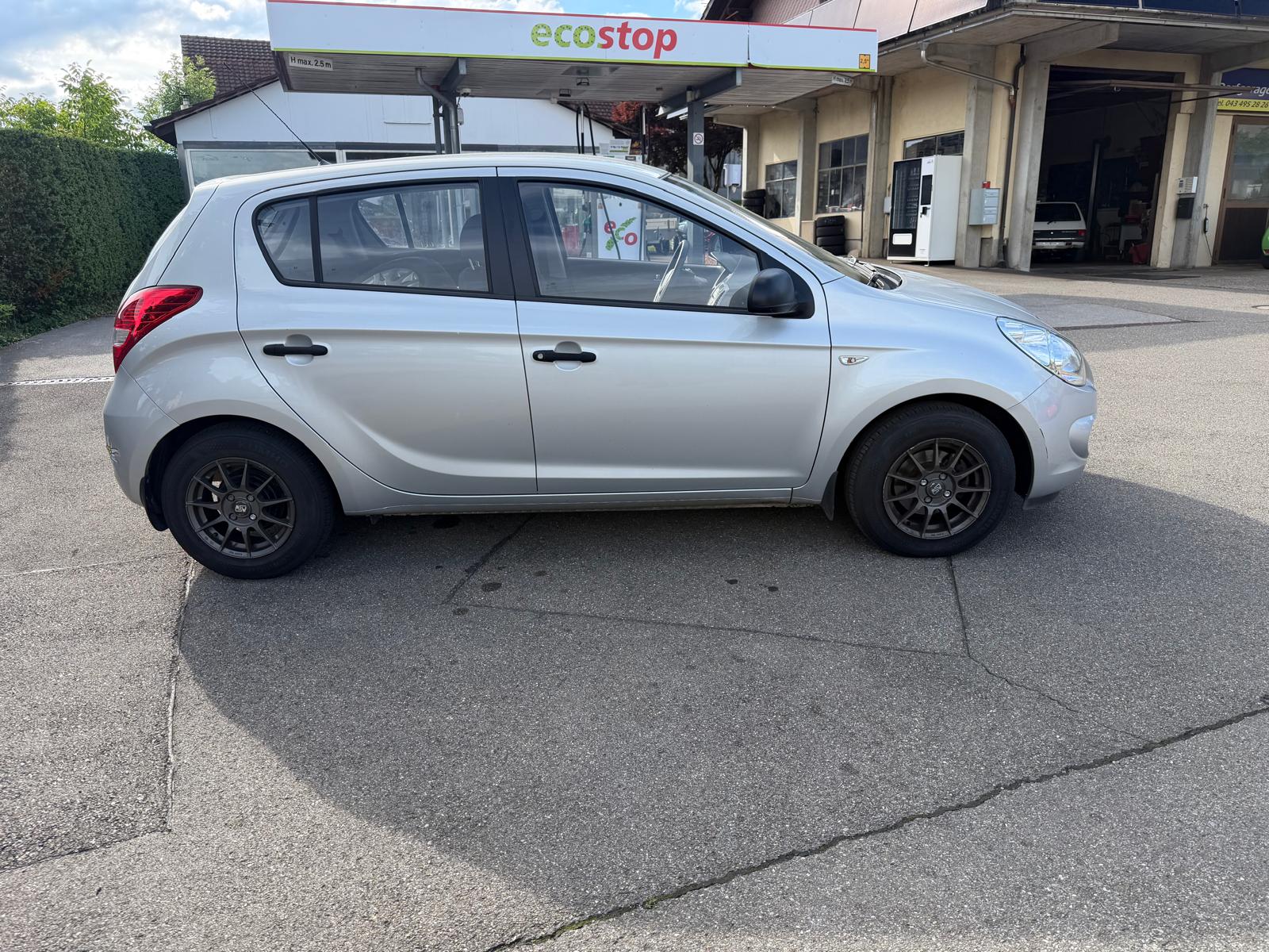HYUNDAI i20 1.2 Comfort-image-1