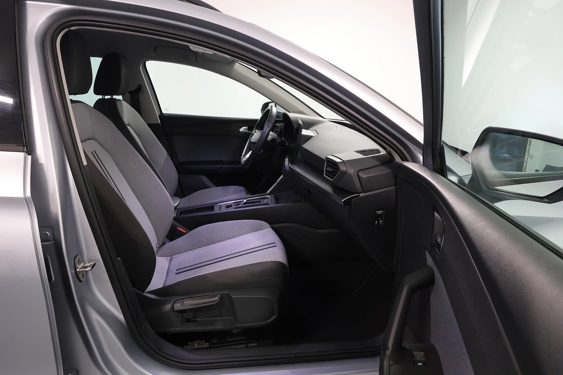 SEAT Leon ST 2.0 TDI EVO DSG Style-image-11
