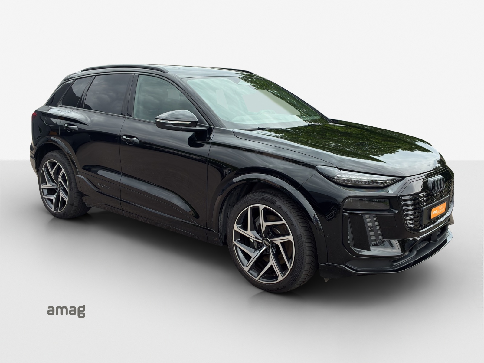 AUDI SQ6 e-tron quattro-image-5