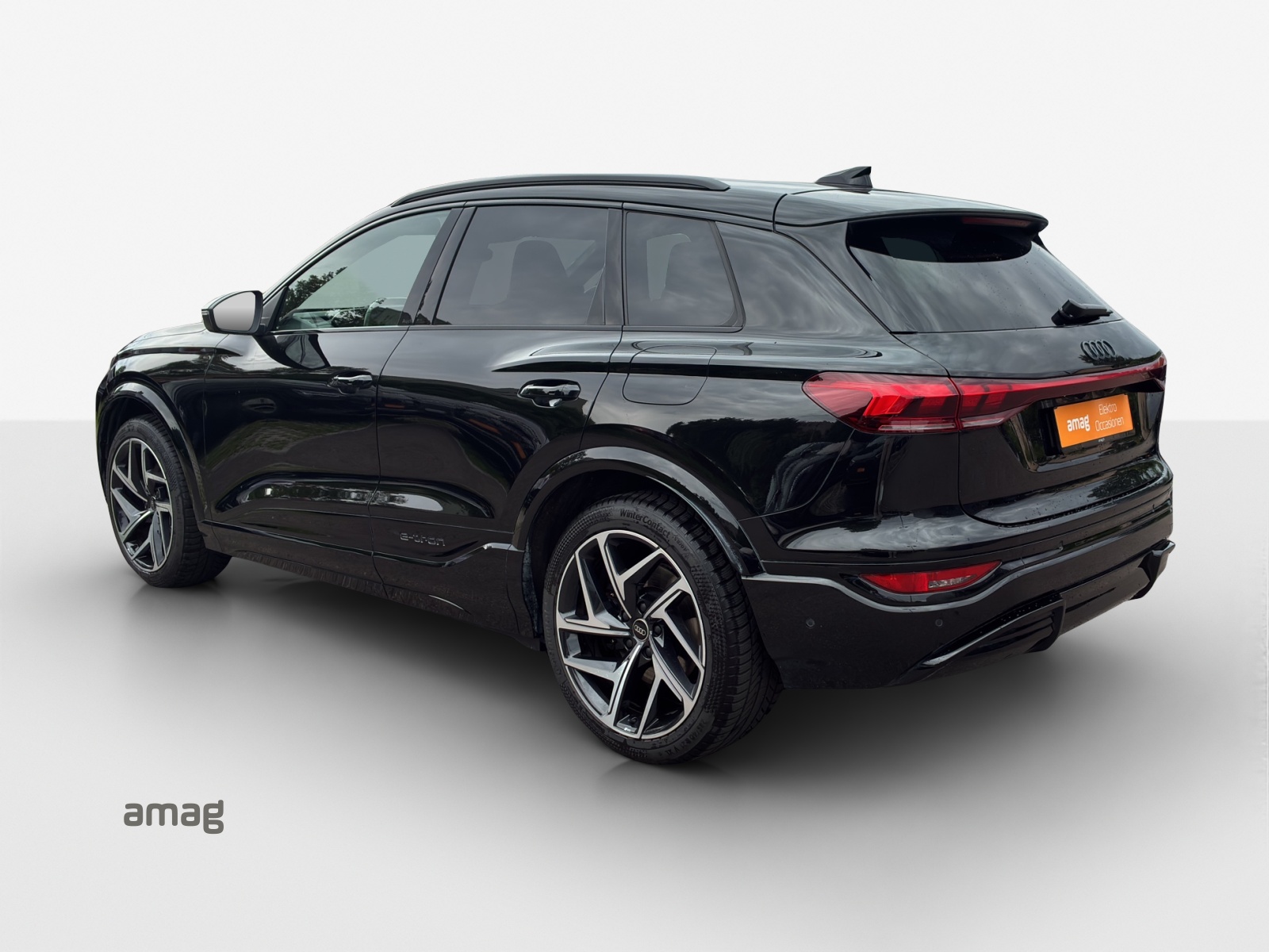 AUDI SQ6 e-tron quattro-image-2