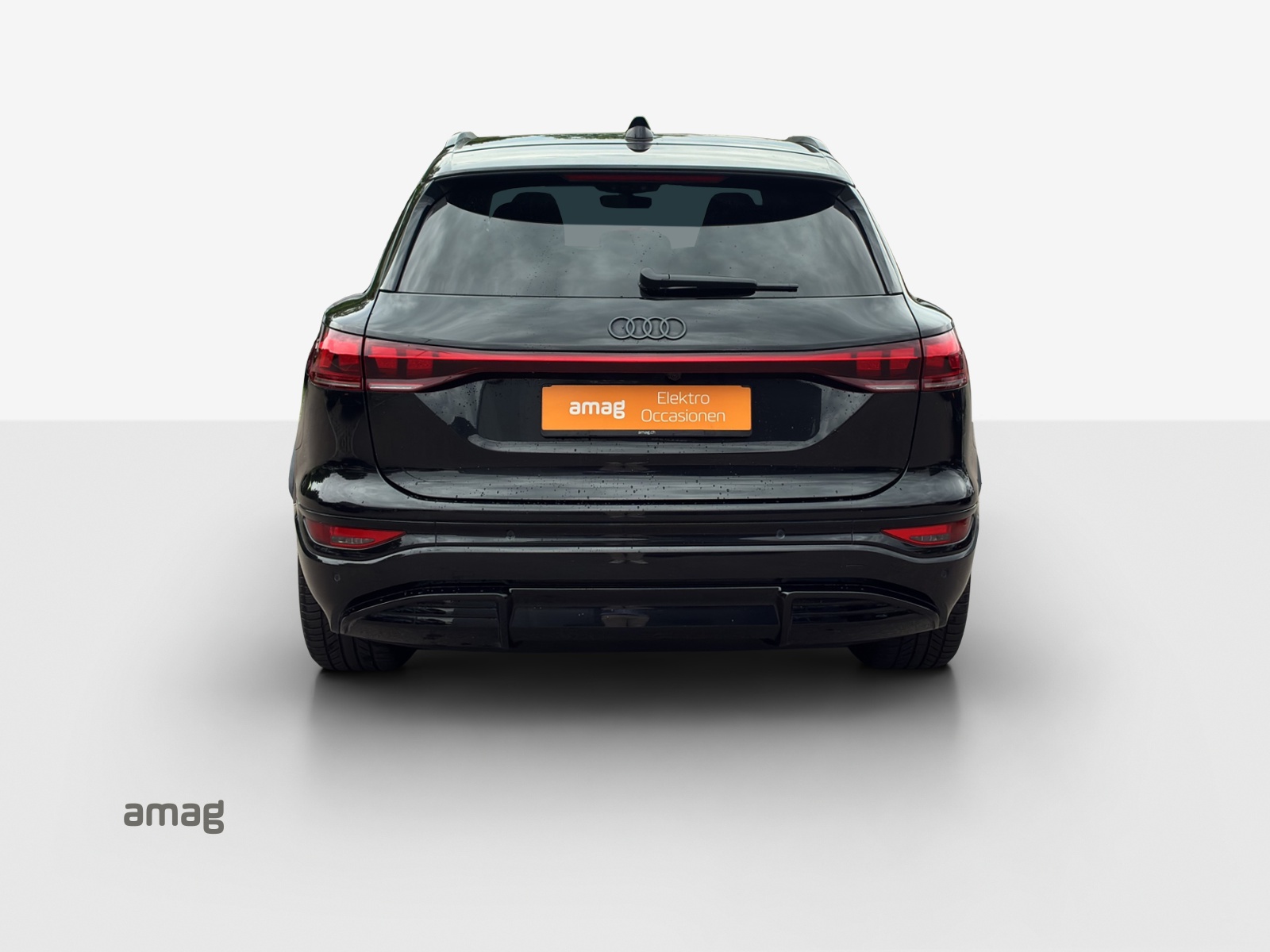 AUDI SQ6 e-tron quattro-image-3