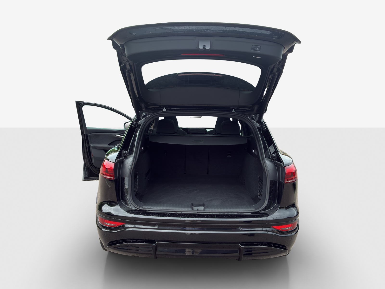 AUDI SQ6 e-tron quattro-image-12