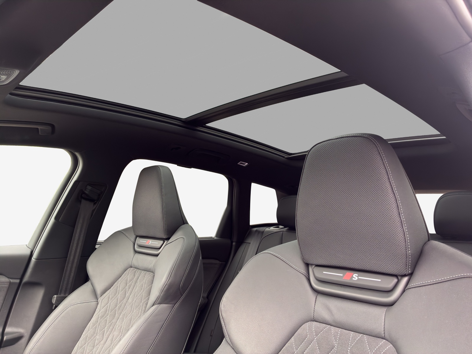 AUDI SQ6 e-tron quattro-image-14