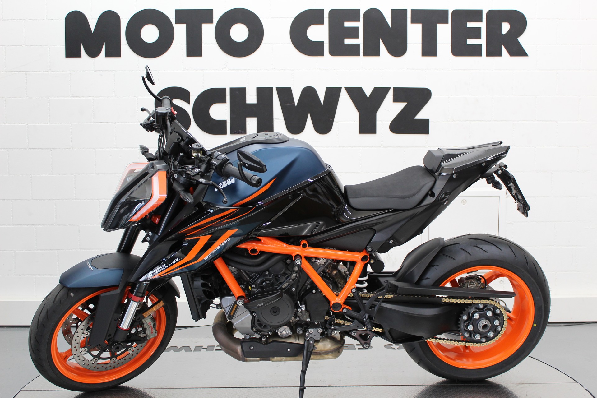 KTM 1290 Super Duke R-image-5