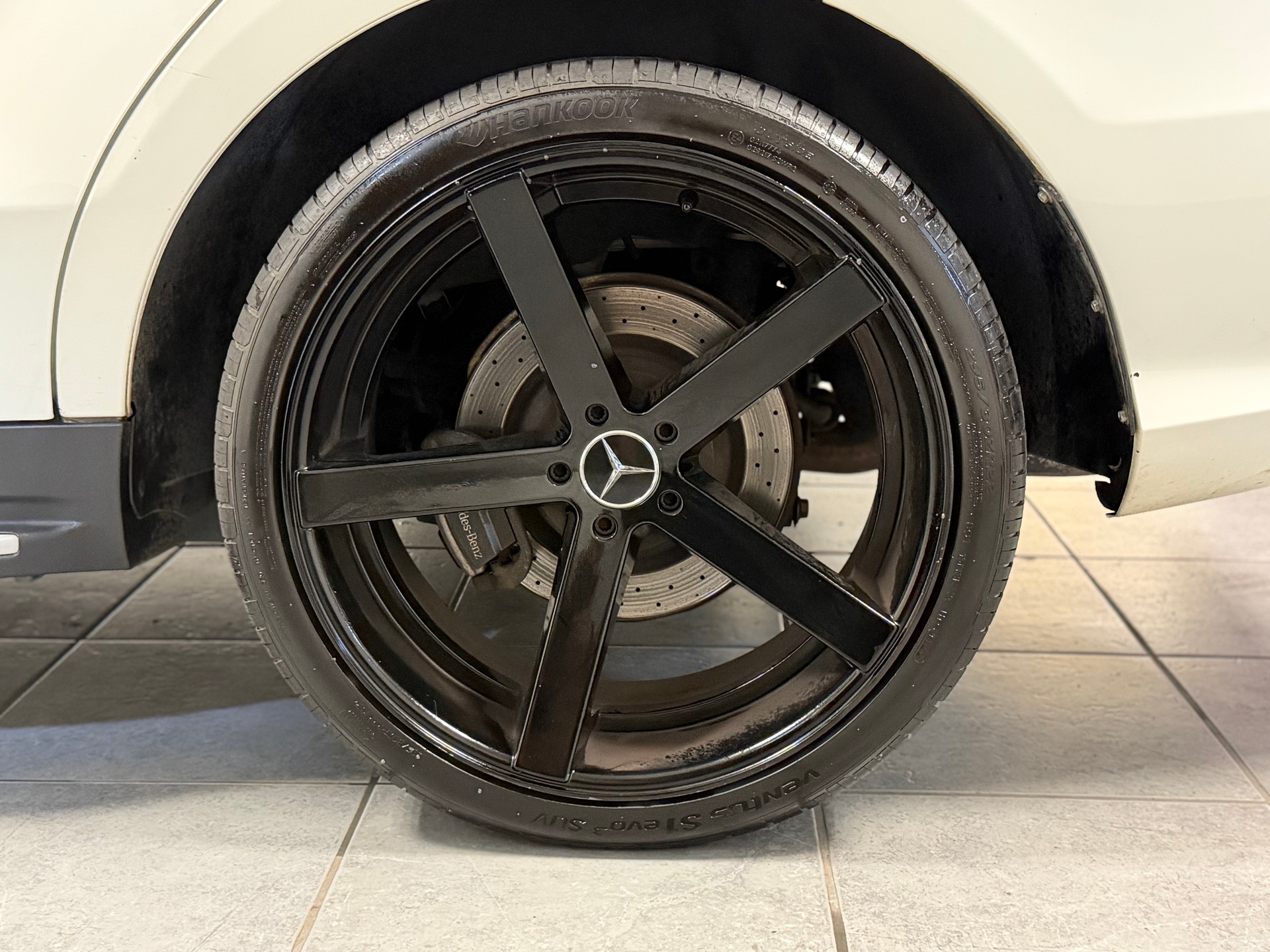MERCEDES-BENZ ML 350 BlueTEC Edition 4Matic 7G-Tronic-showroom-element-2